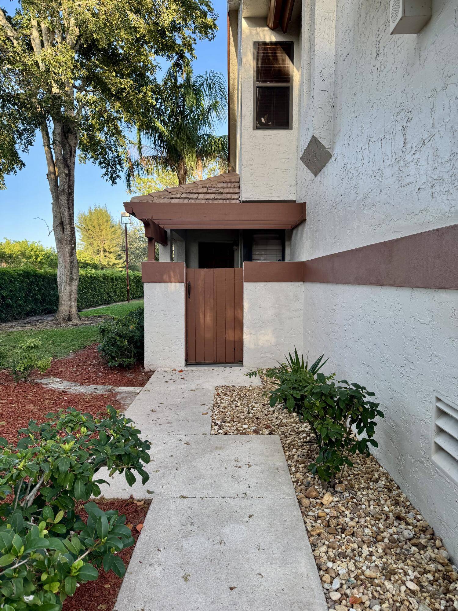 Wellington, FL 33414,12660 Shoreline DR 1a