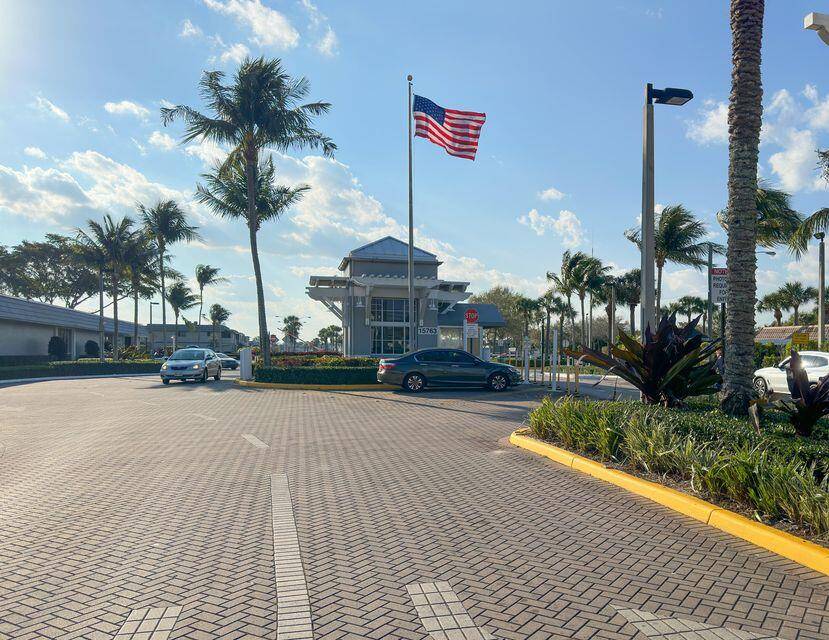 Delray Beach, FL 33446,102 Saxony LN C