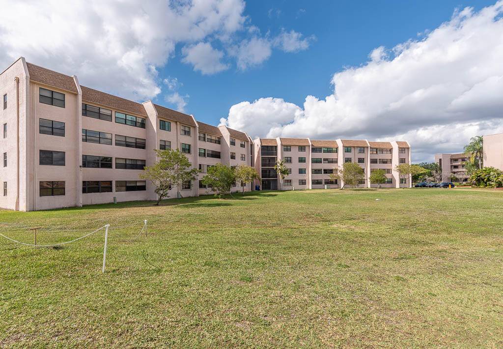 Sunrise, FL 33322,2606 NW 104th AVE 406