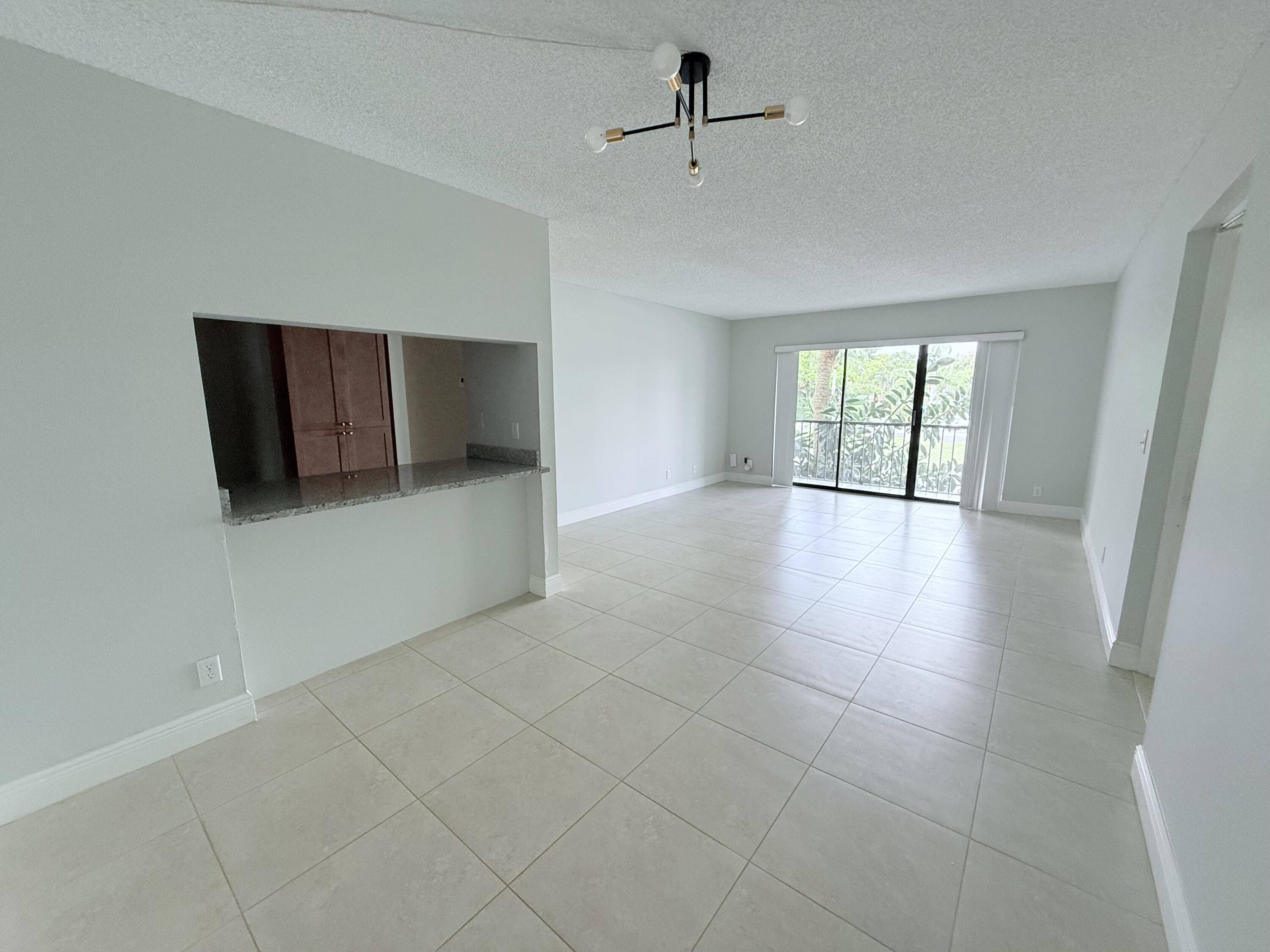 West Palm Beach, FL 33417,3606 Alder DR B2