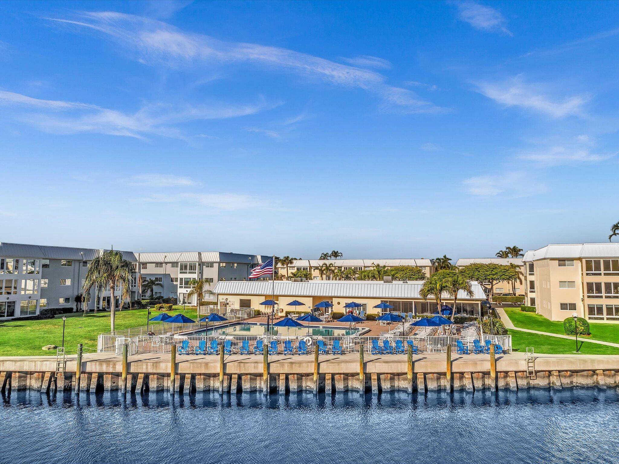 Boynton Beach, FL 33435,11 Colonial Club DR 301