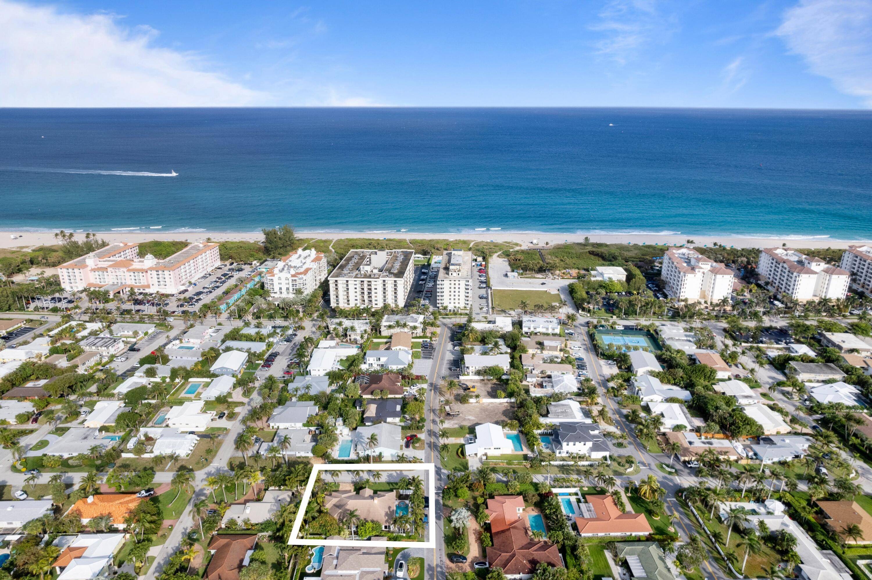 Palm Beach Shores, FL 33404,201 Cascade LN