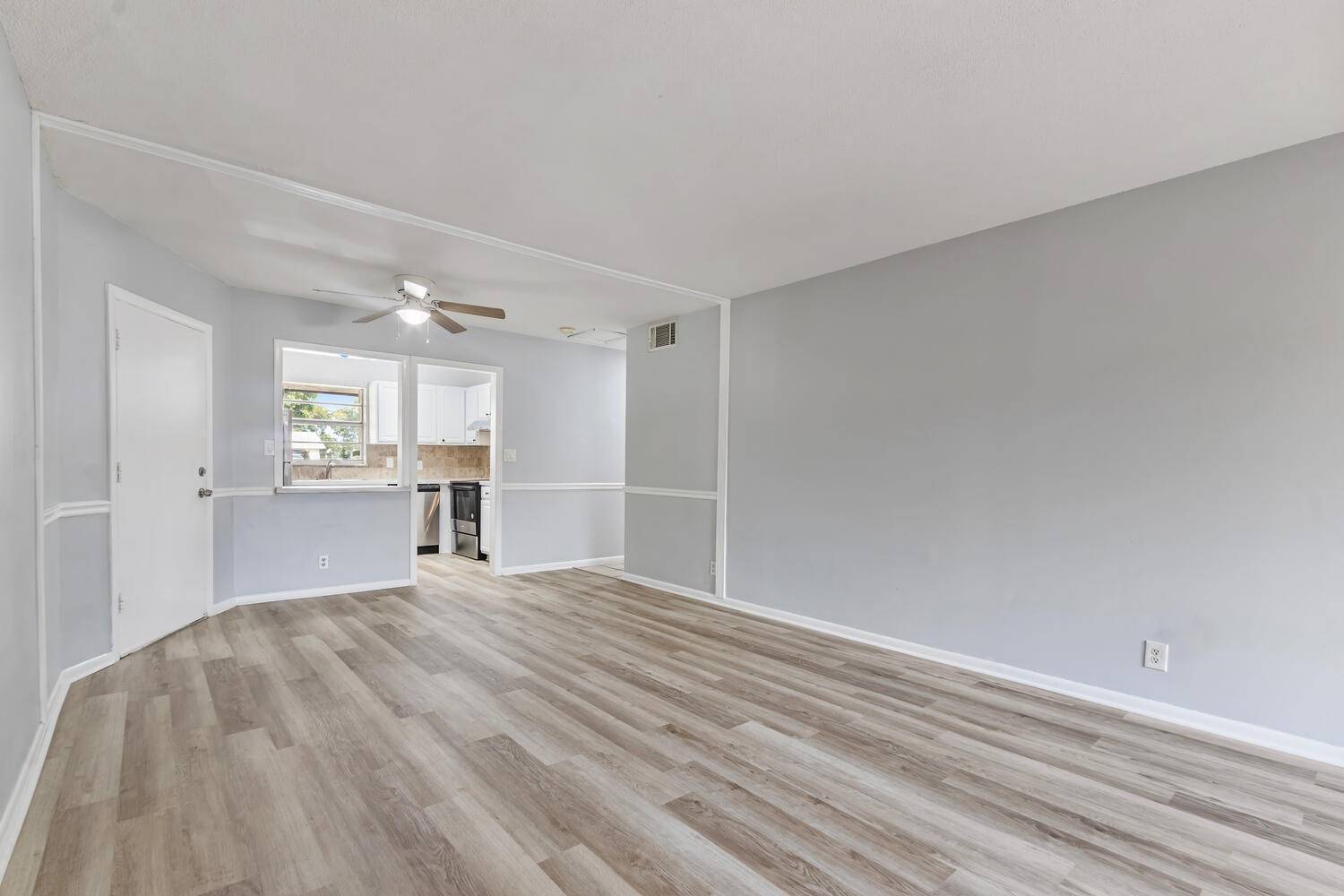 Palm Beach Gardens, FL 33410,10821 N Military TRL 2