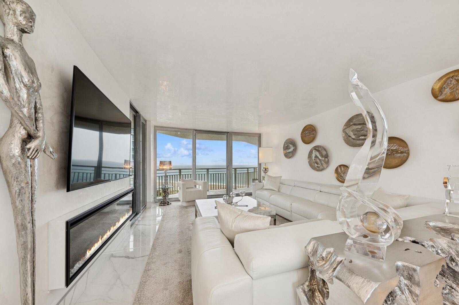 Singer Island, FL 33404,3000 N Ocean DR 11-A
