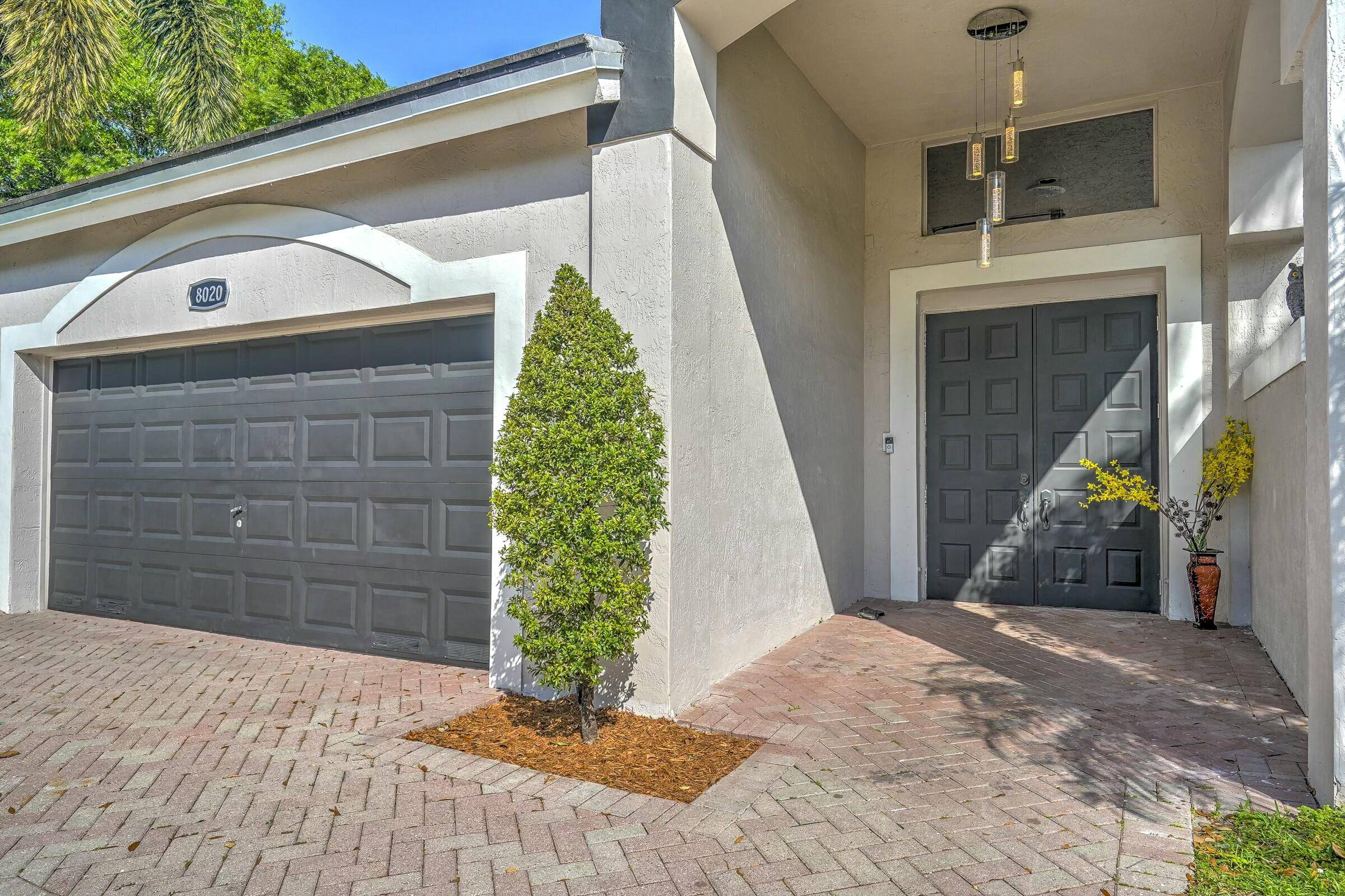 Davie, FL 33328,8020 Bermuda Point LN