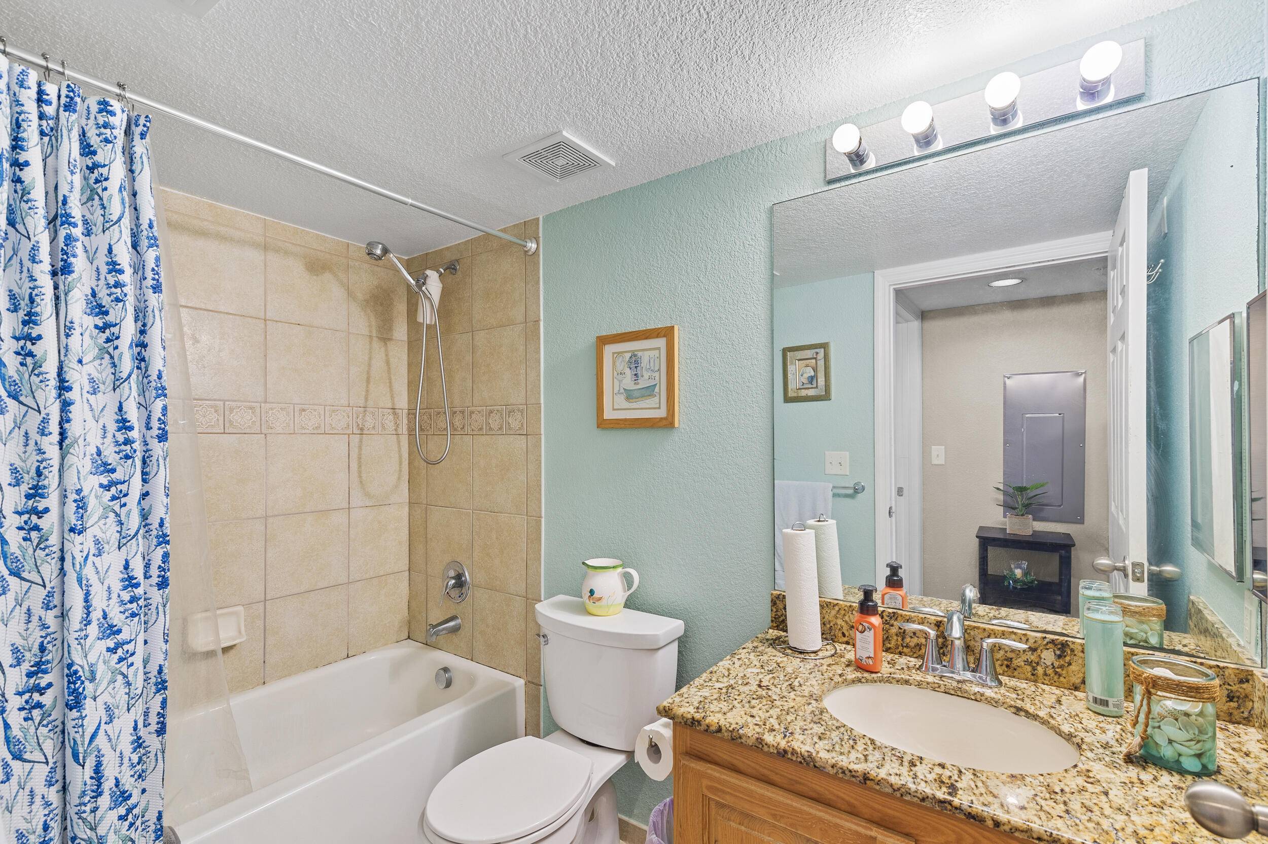 Port Saint Lucie, FL 34986,281 SW Palm DR 105