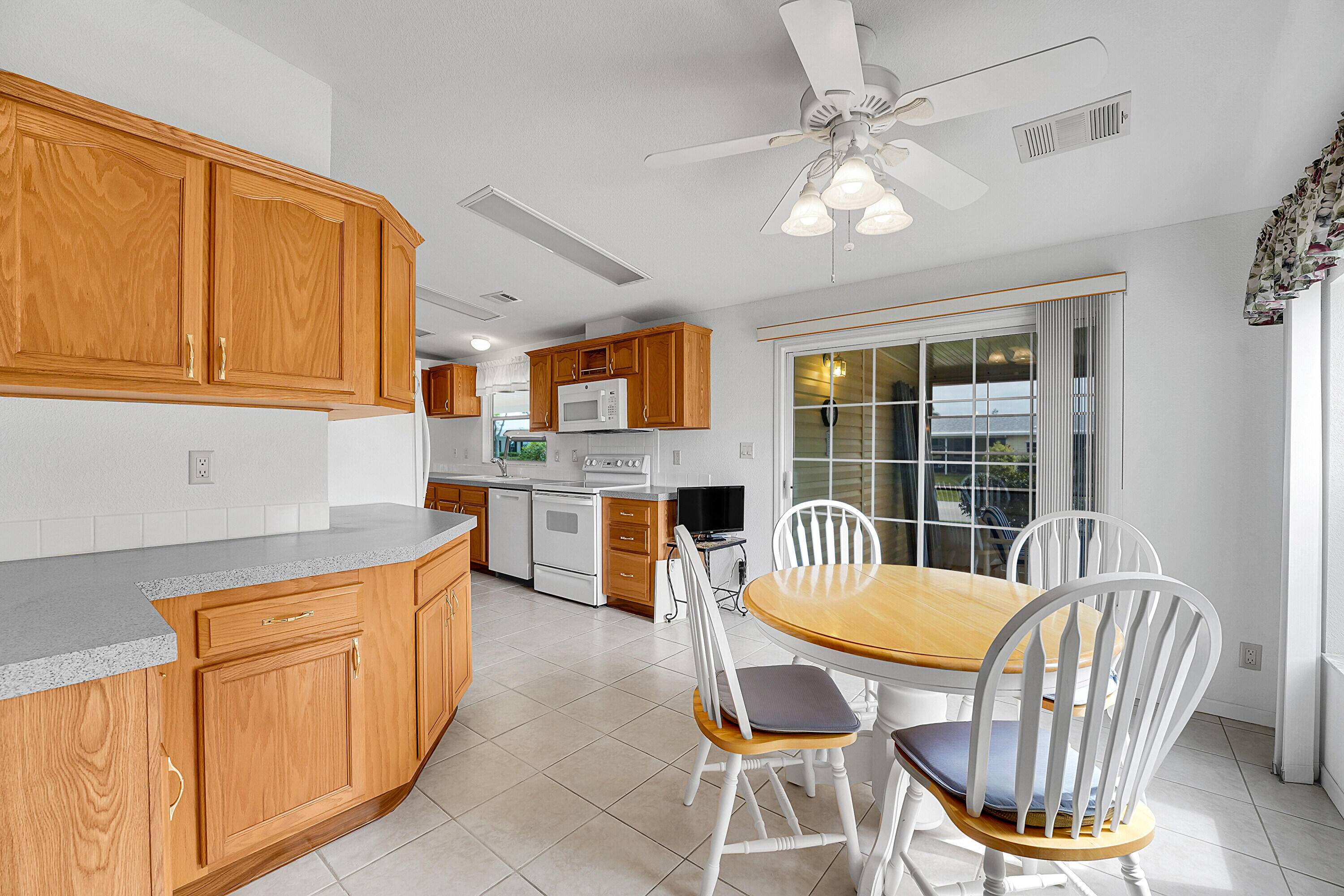 Port Saint Lucie, FL 34952,3717 Nimblewill CT