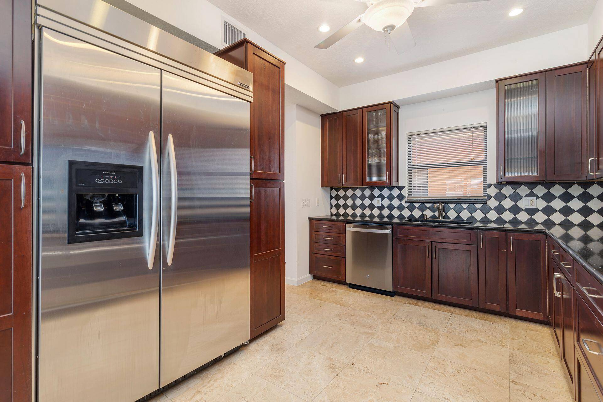 West Palm Beach, FL 33401,1640 Presidential WAY 501
