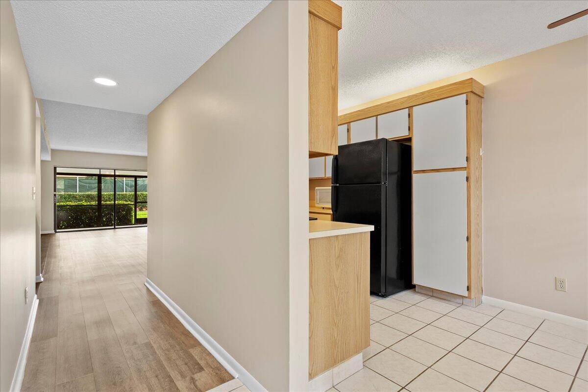 Jupiter, FL 33458,301 Pinecrest CIR C