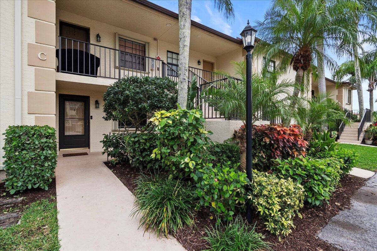Jupiter, FL 33458,301 Pinecrest CIR C