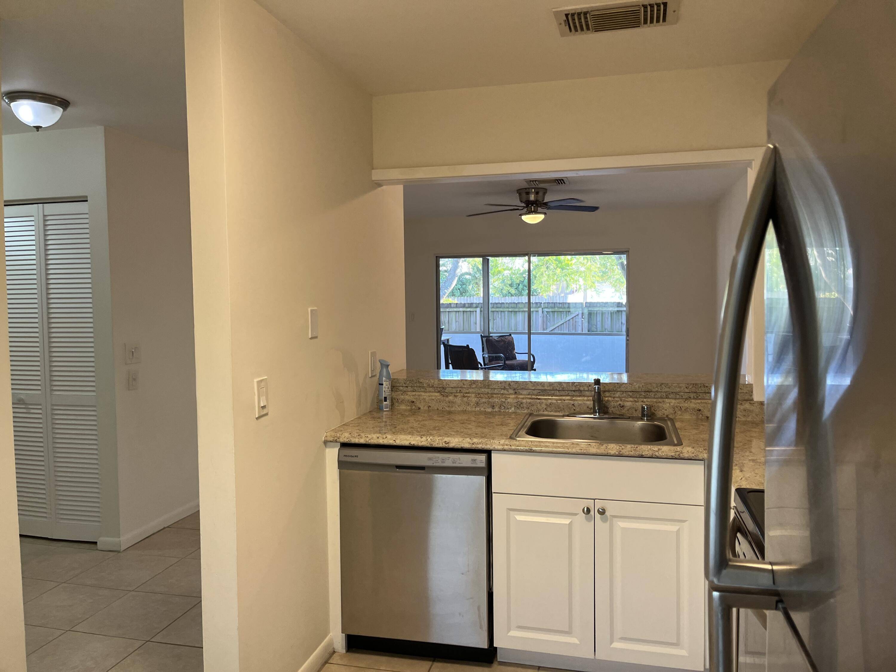 Jupiter, FL 33458,280 Palmetto CT