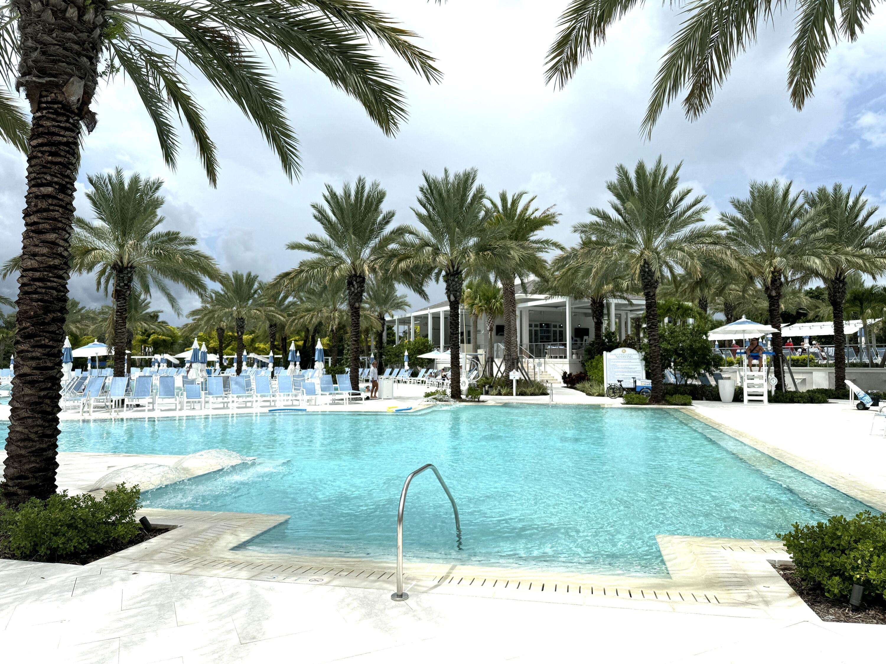 Boca Raton, FL 33434,1864 Bridgewood DR