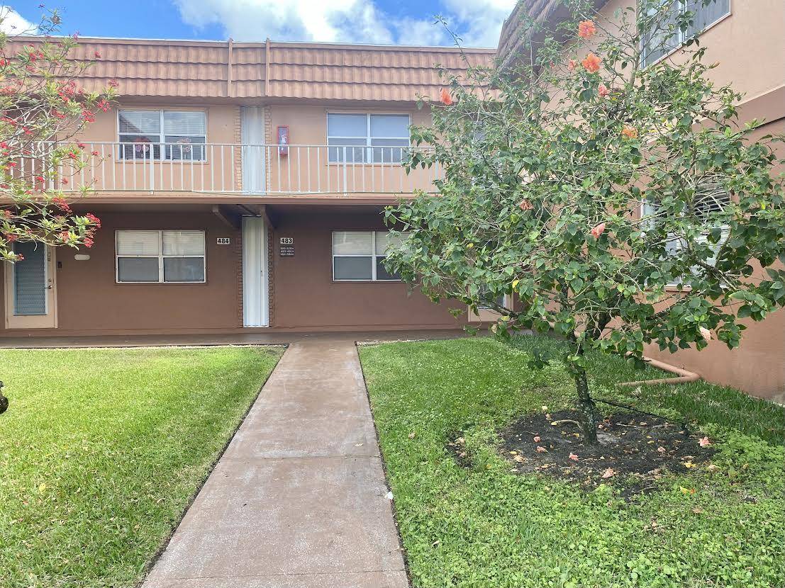 Delray Beach, FL 33446,483 Saxony K