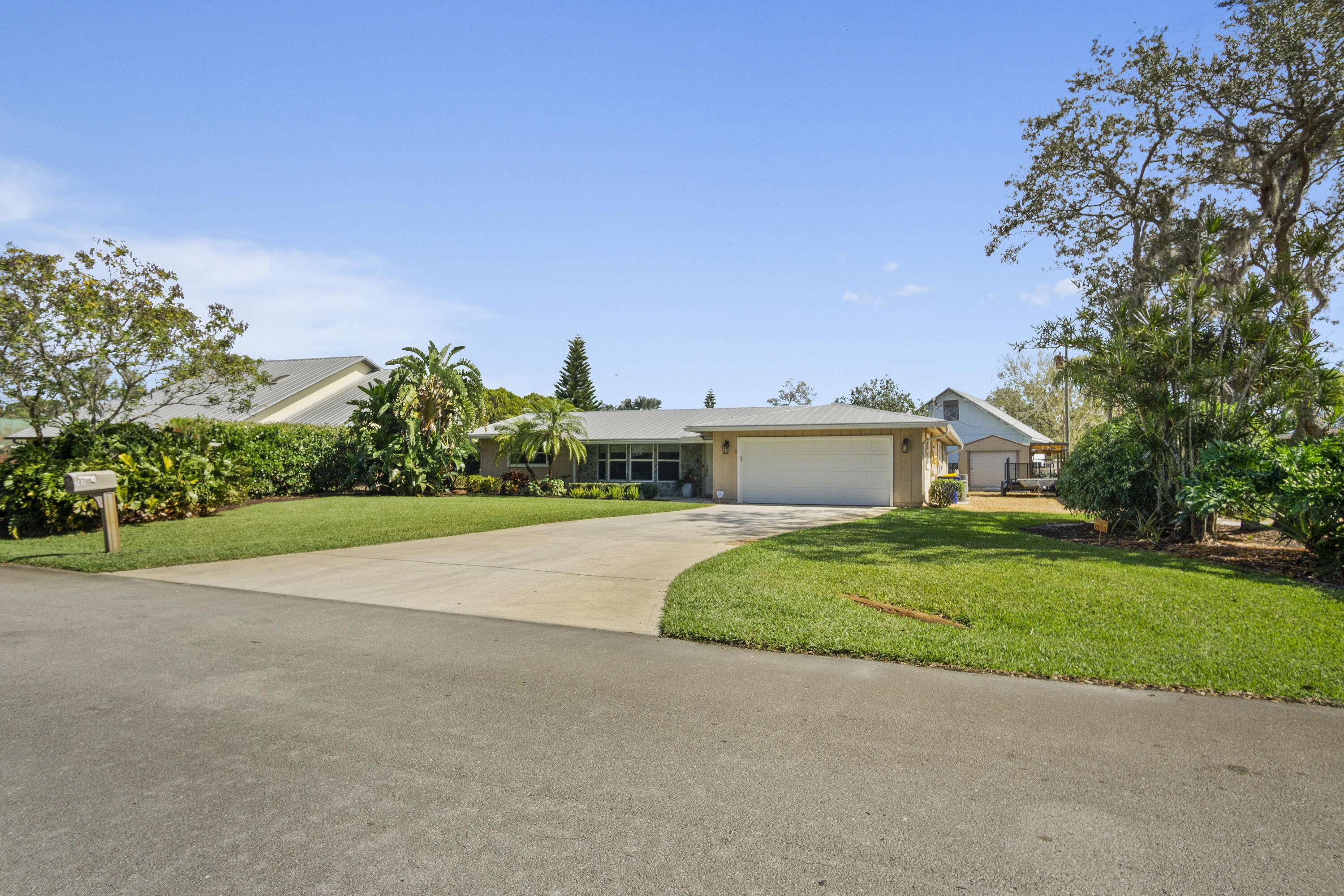 Palm City, FL 34990,707 SW Hidden River AVE