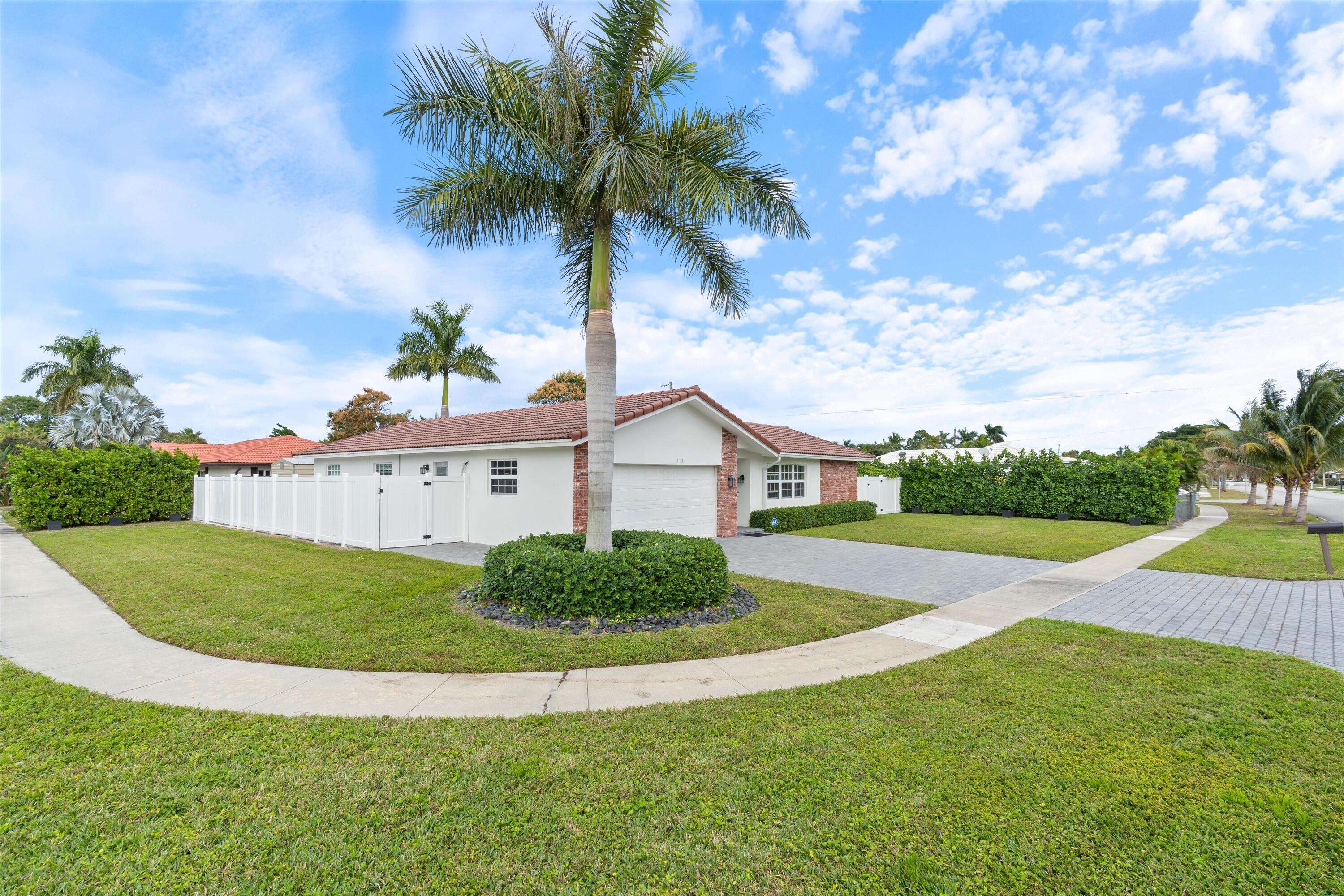 Boca Raton, FL 33431,113 Burning Tree LN
