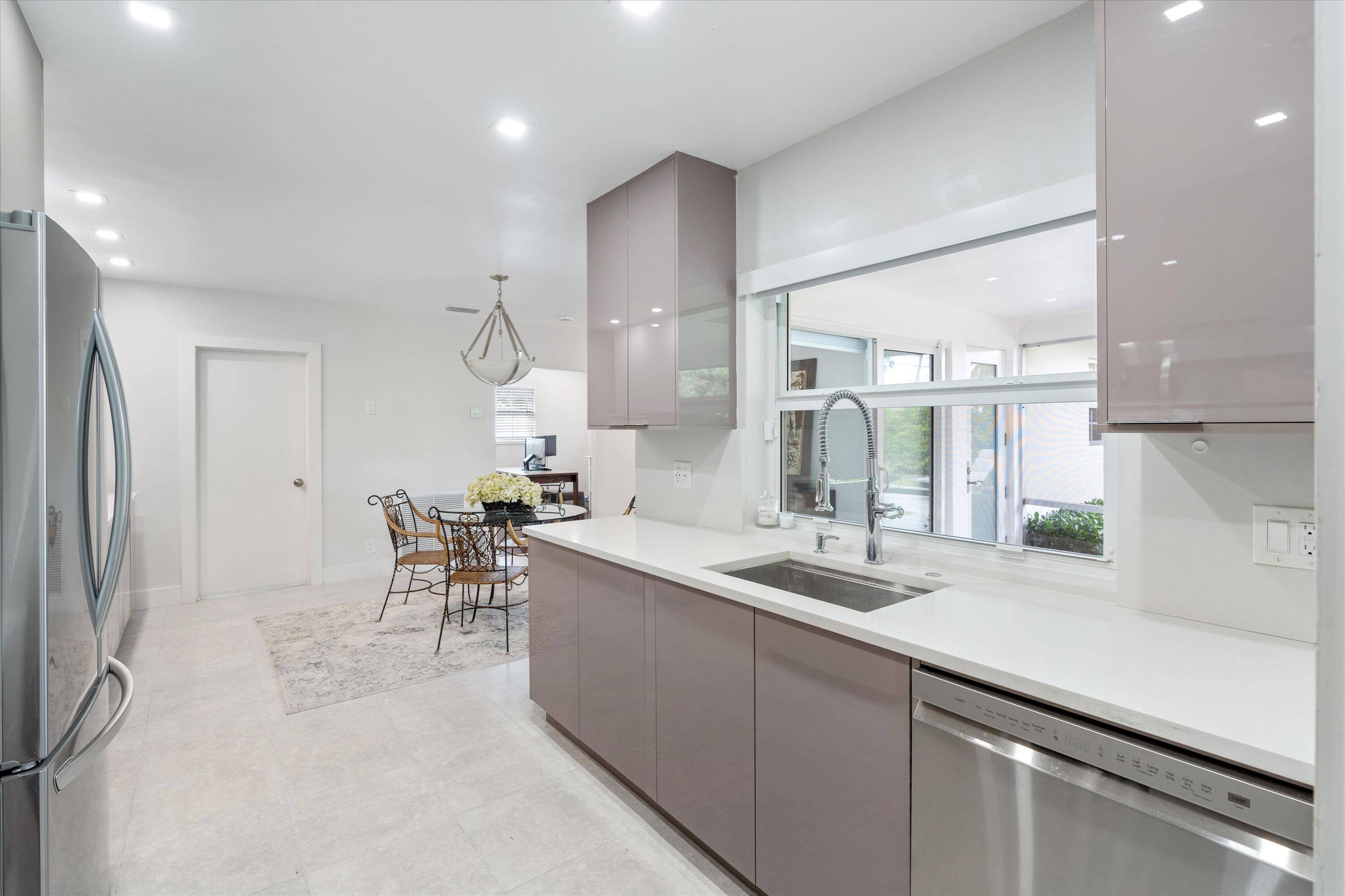 Boca Raton, FL 33431,113 Burning Tree LN