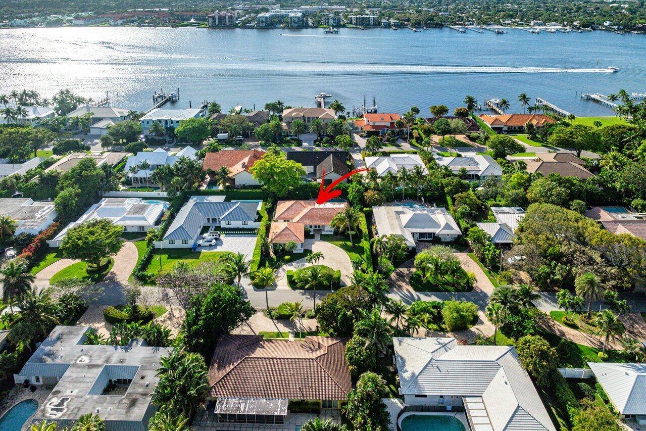 Lantana, FL 33462,961 S Atlantic DR