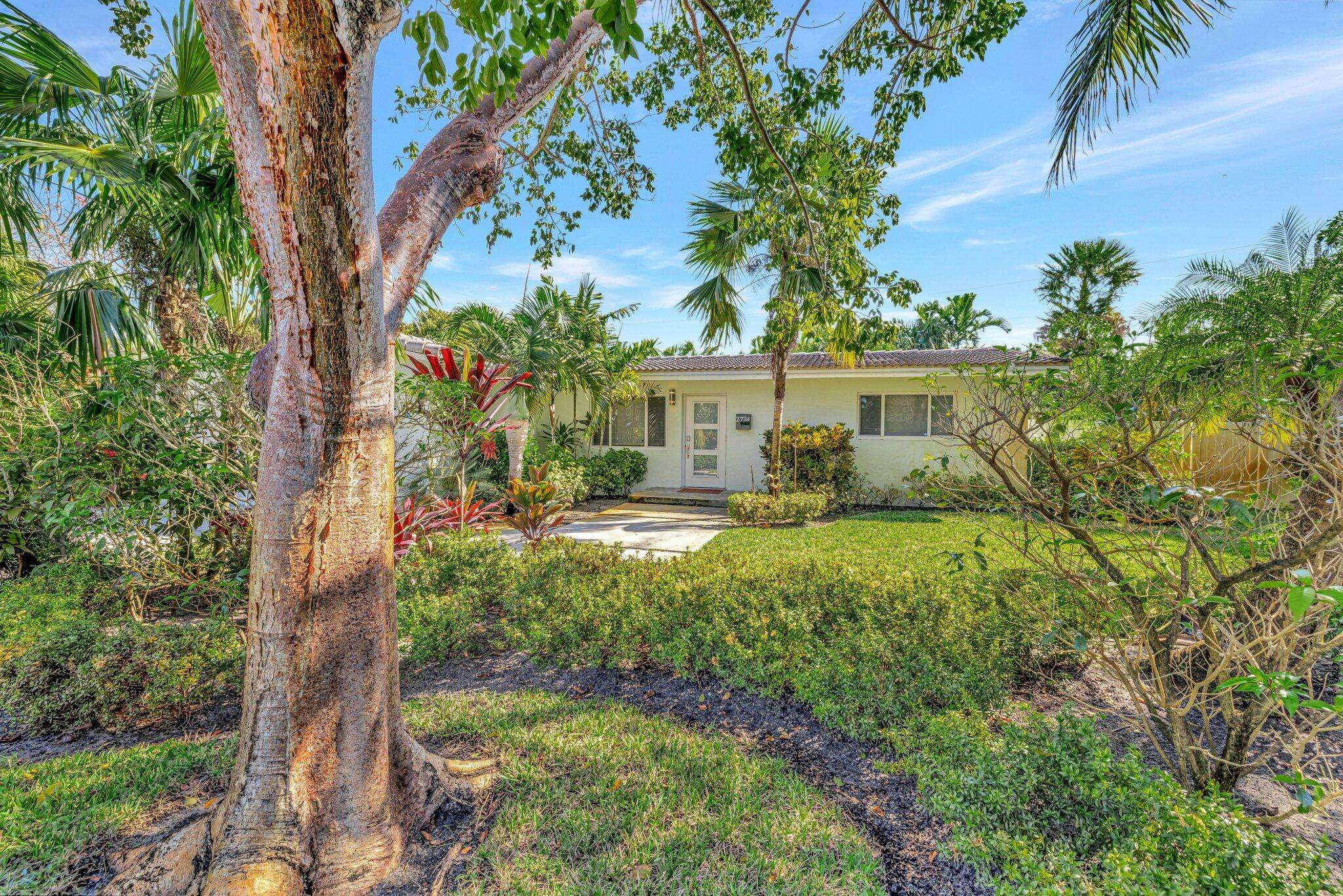 Wilton Manors, FL 33334,2724 NE 1st AVE