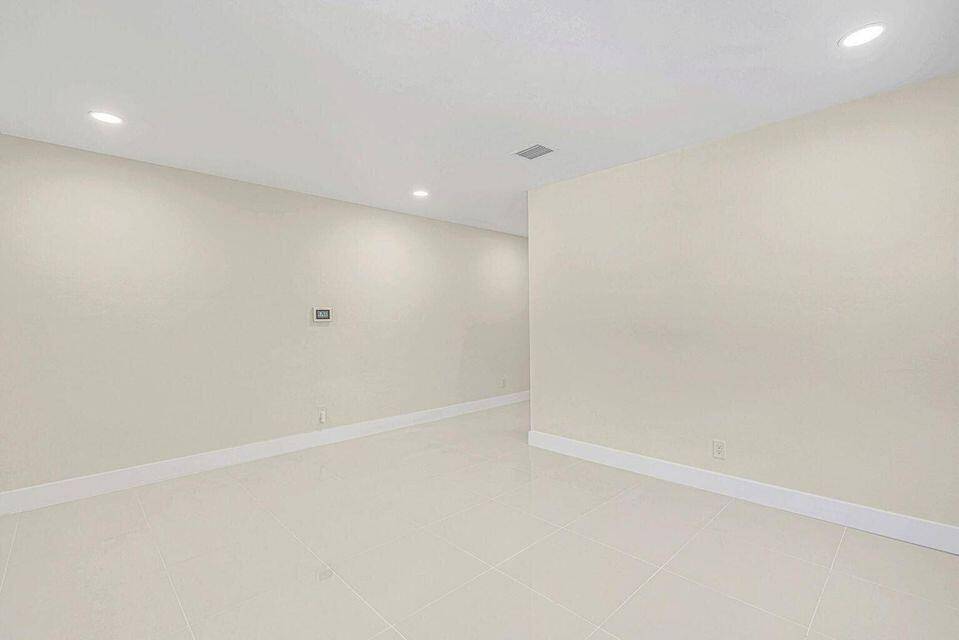 Lake Worth Beach, FL 33460,1615 S Federal HWY B