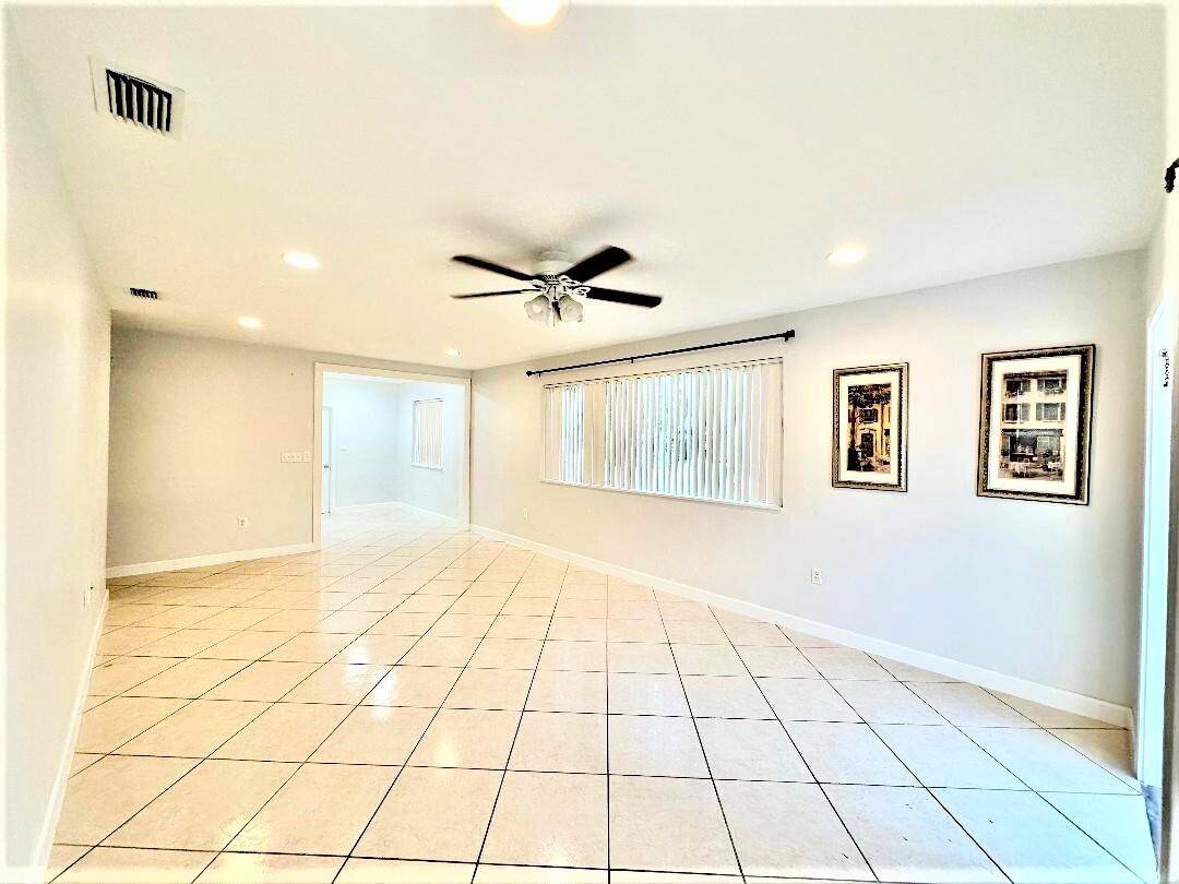 North Miami Beach, FL 33162,700 NE 168th ST