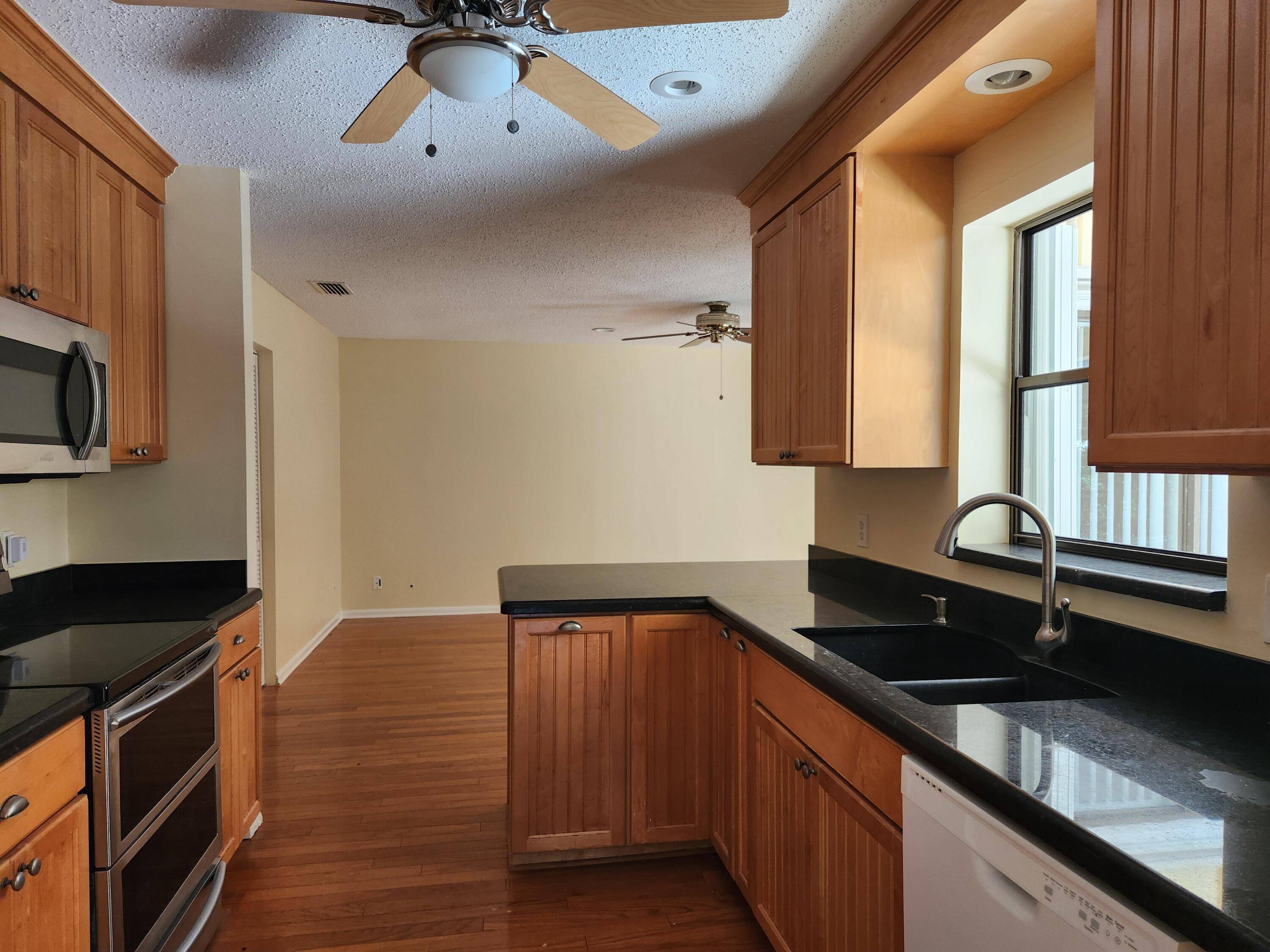 Stuart, FL 34996,3754 SE Matanzas ST