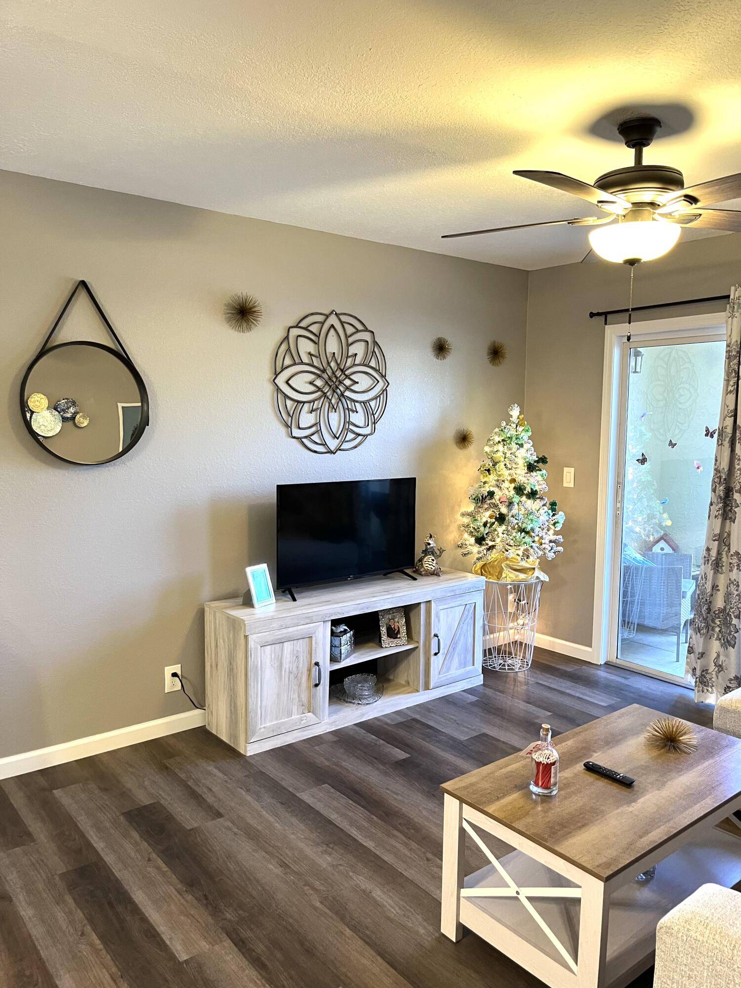Port Saint Lucie, FL 34952,1548 SE Royal Green CIR 105