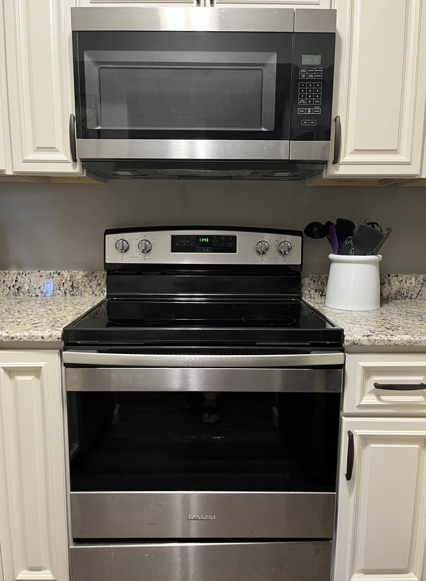 Port Saint Lucie, FL 34952,1548 SE Royal Green CIR 105