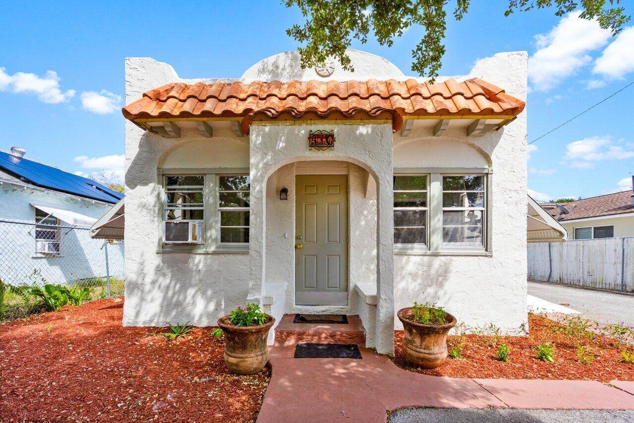 Lake Worth Beach, FL 33460,410 S Ocean Breeze