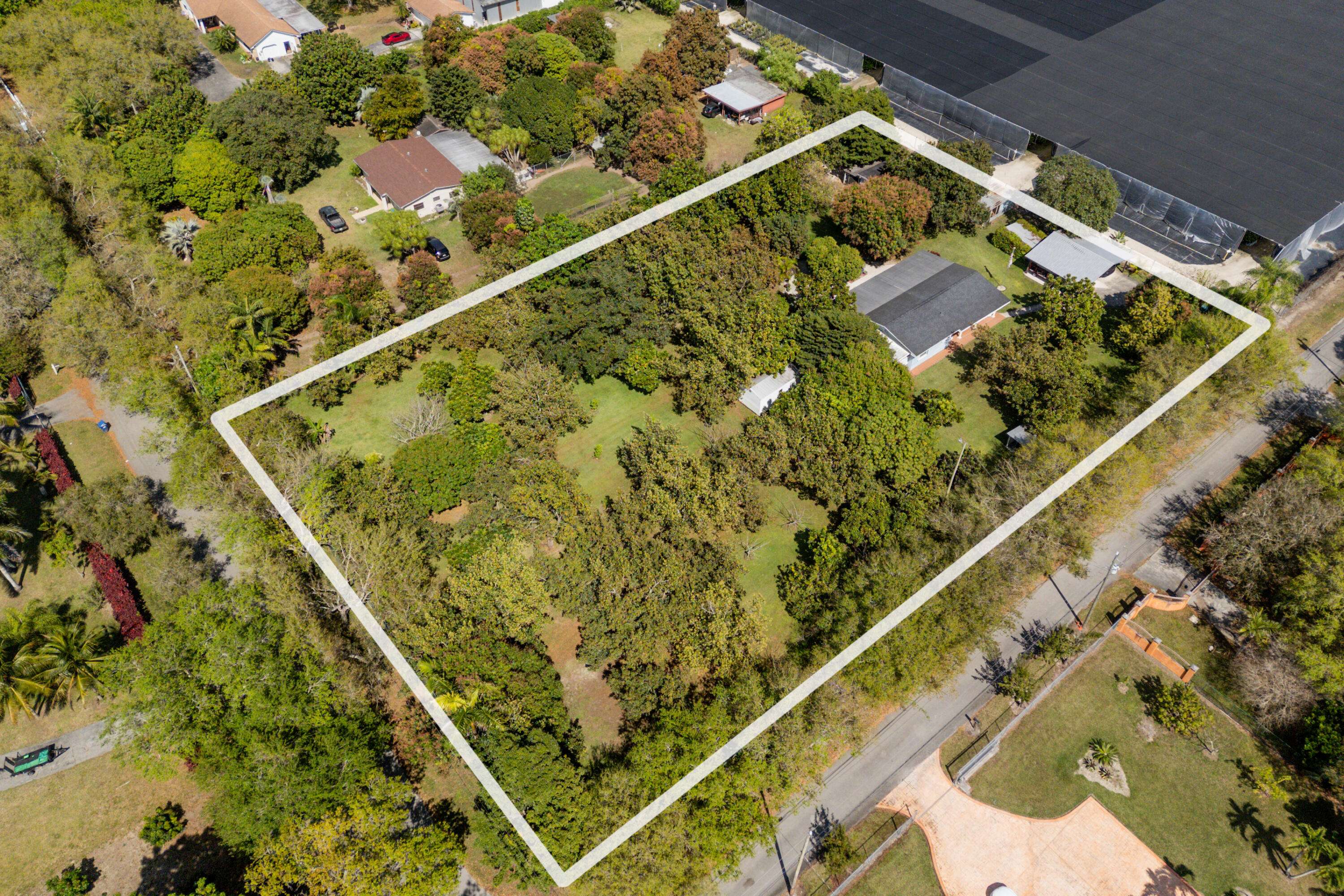 Miami, FL 33187,18375 SW 212th ST