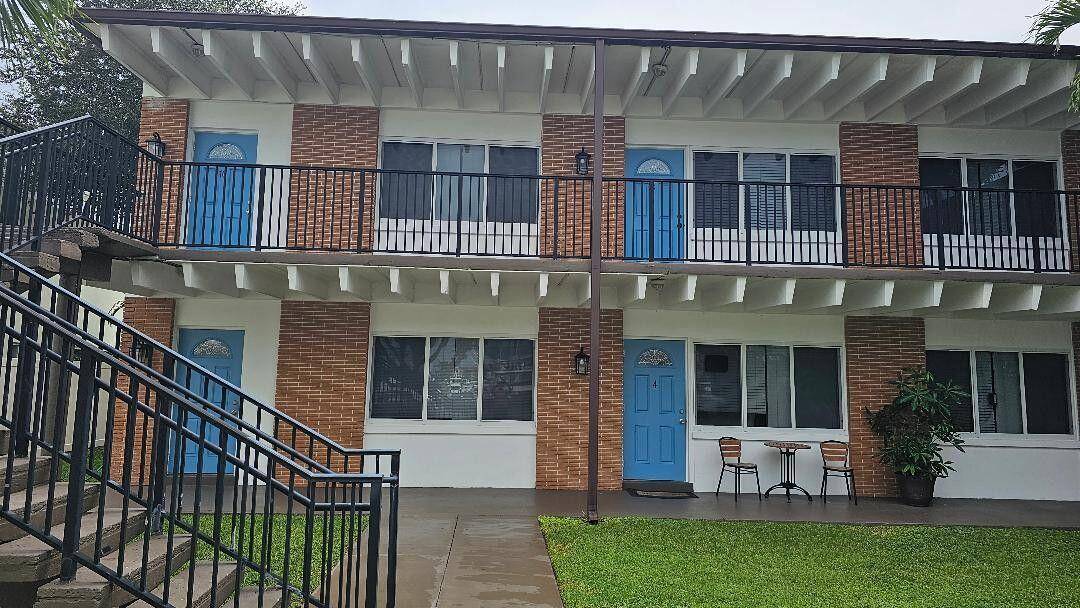 North Palm Beach, FL 33408,124 Yacht Club 1 DR 6