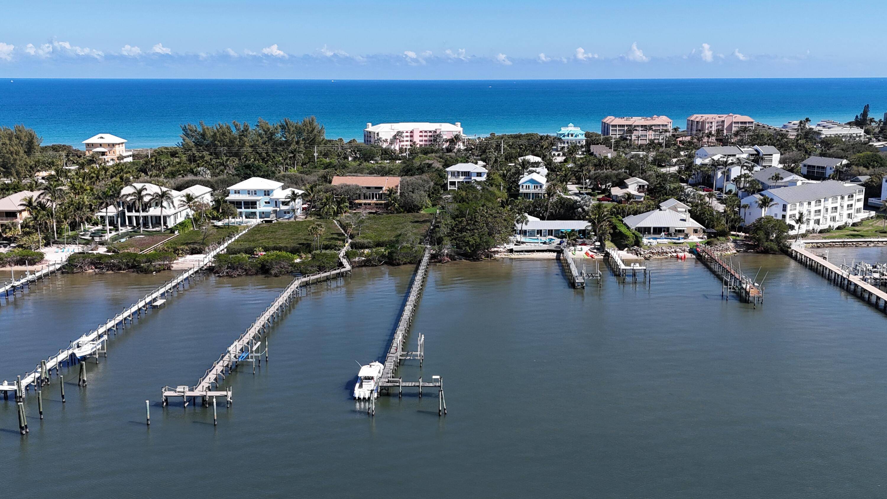 Stuart, FL 34996,1702 NE Ocean BLVD