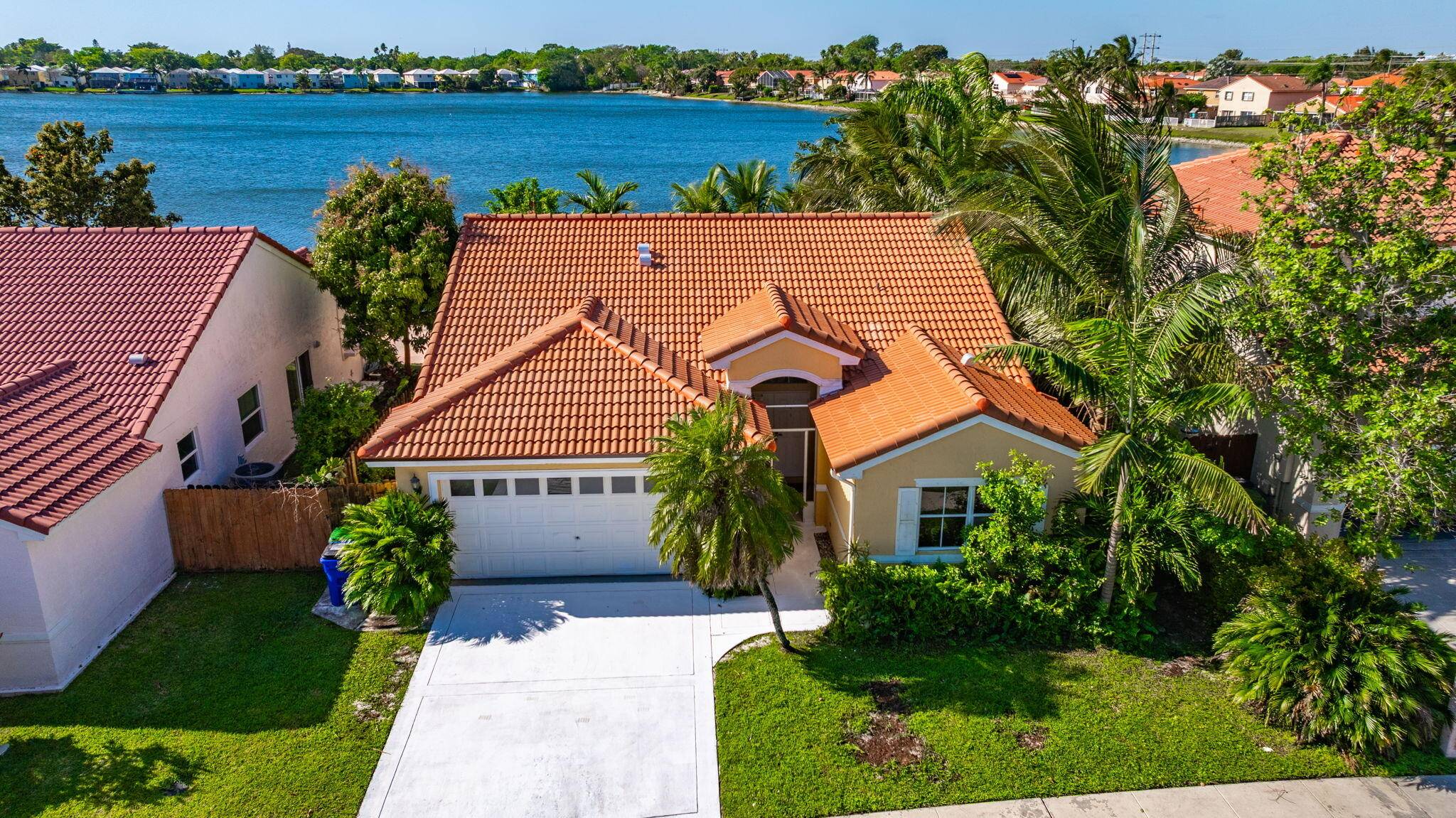 Margate, FL 33063,6698 Buena Vista DR
