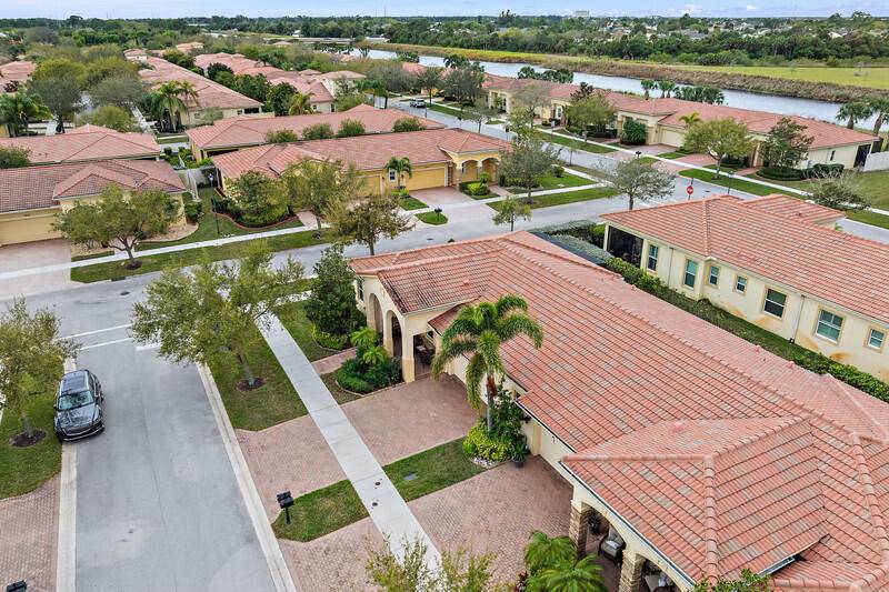 Port Saint Lucie, FL 34986,10211 SW Reggiani RD
