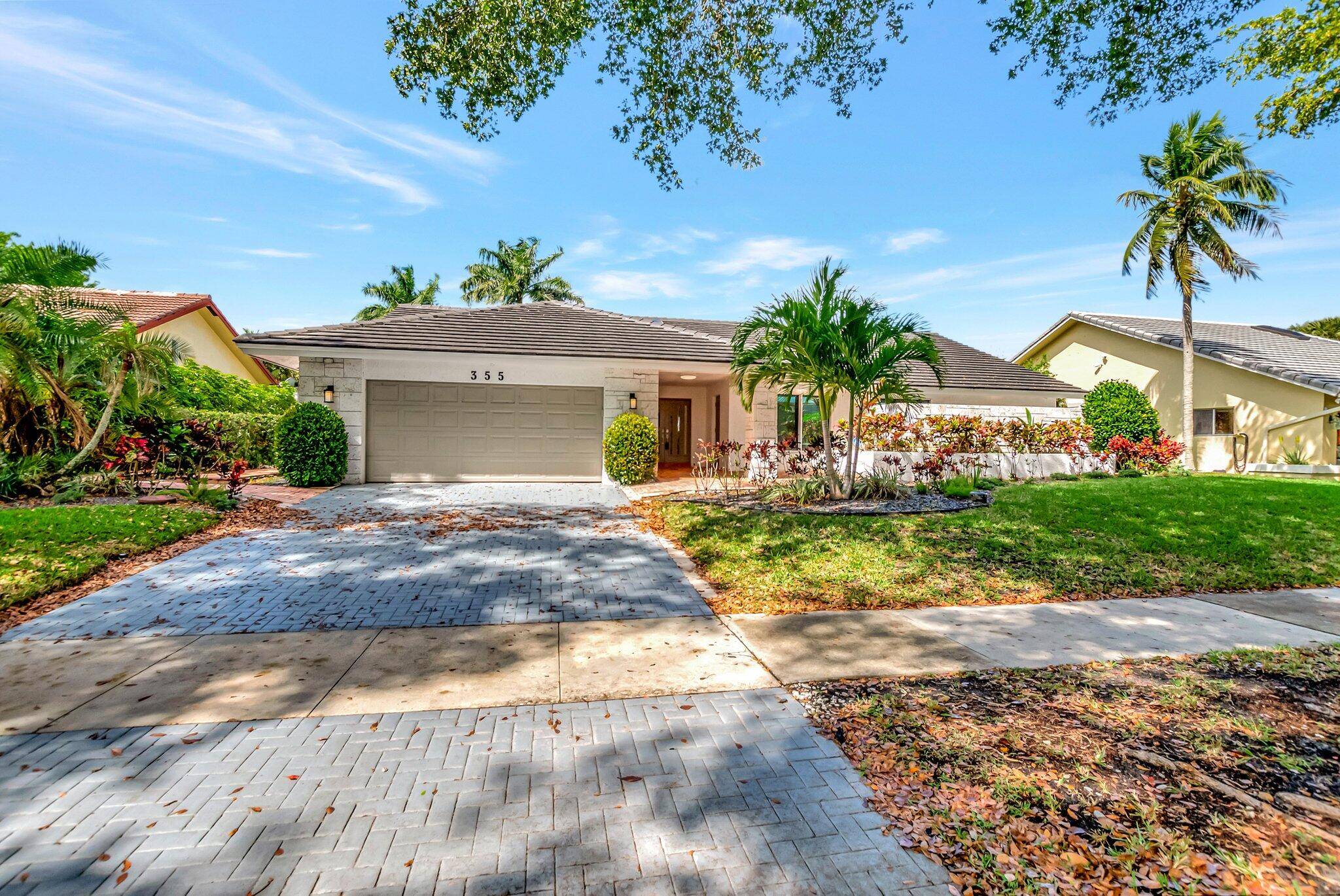 Deerfield Beach, FL 33442,355 Deer Creek Woodlake LN