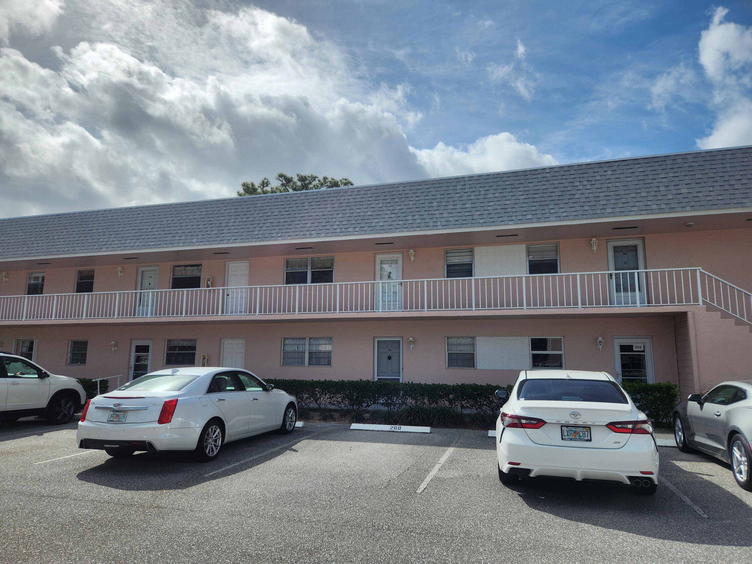 Tequesta, FL 33469,18081 SE Country Club DR 259