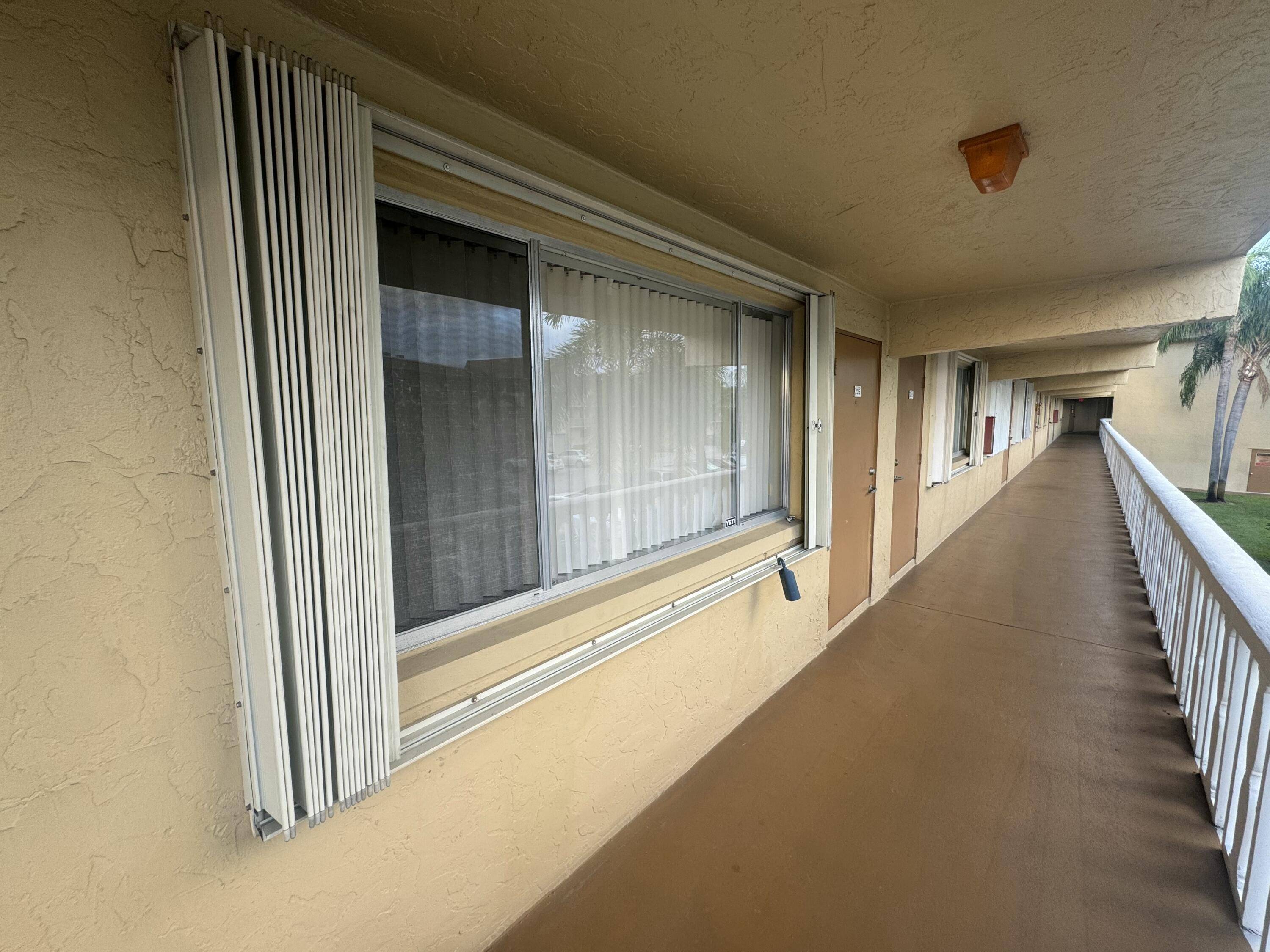 Palm Springs, FL 33461,600 Village Green CT 205