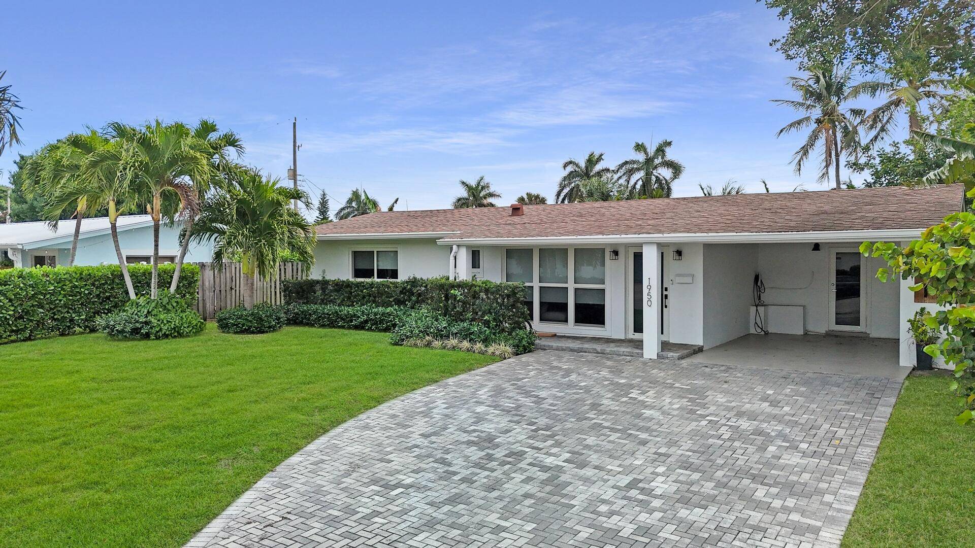Lighthouse Point, FL 33064,1950 NE 31st CT