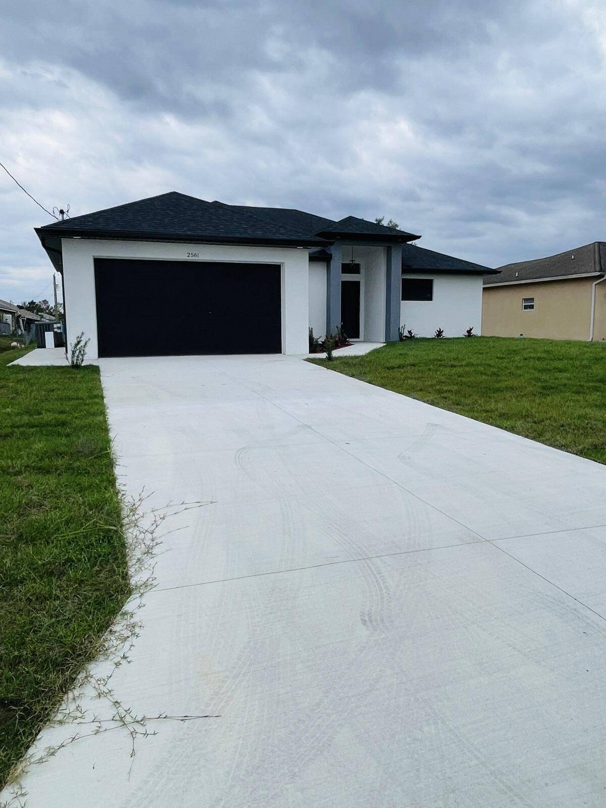 Lehigh Acres, FL 33971,2561 W 25th ST