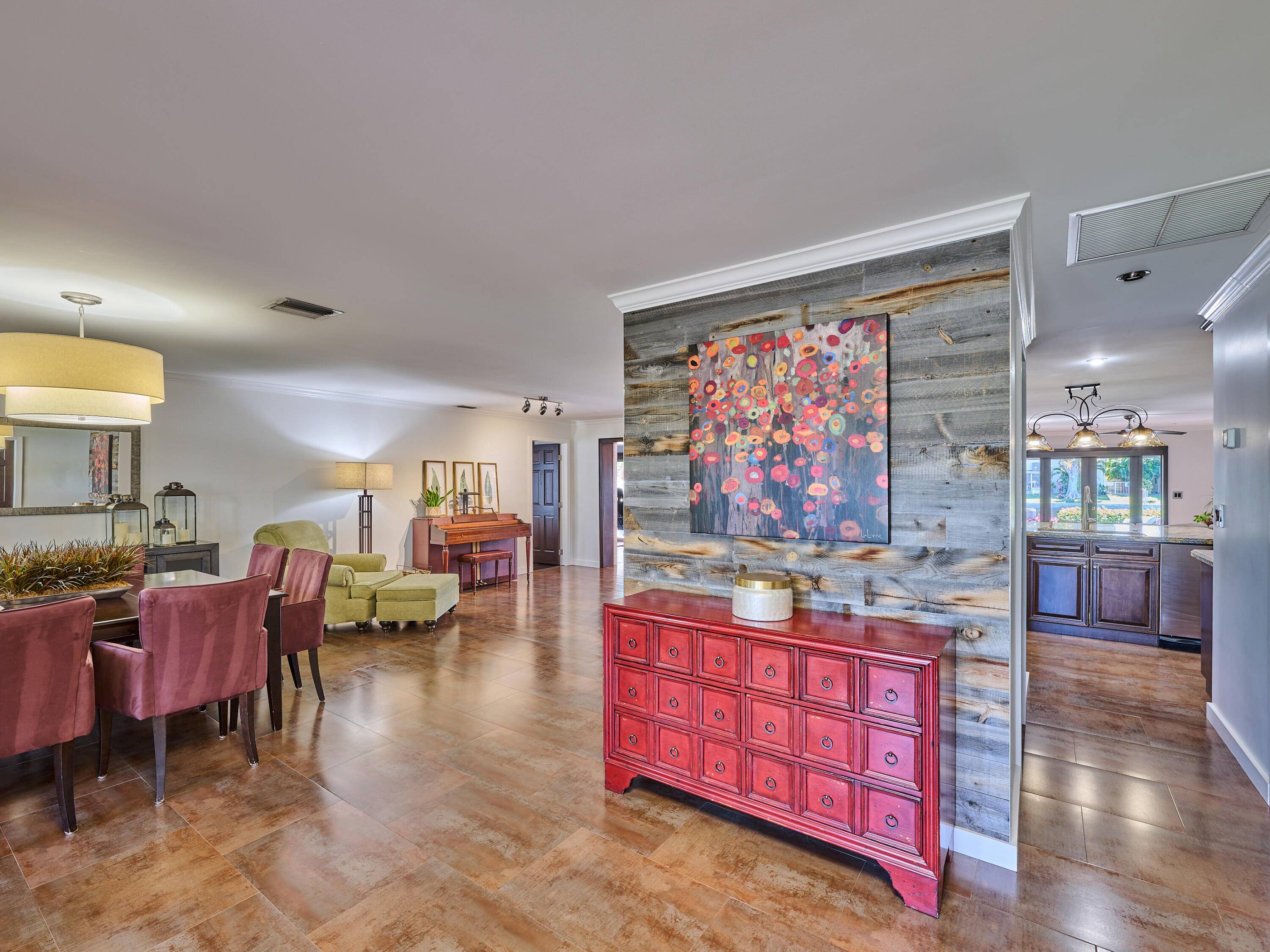 Pompano Beach, FL 33062,2652 NE 3rd ST