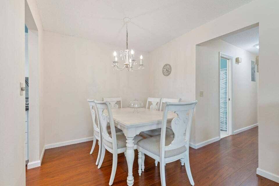 Boynton Beach, FL 33435,135 South BLVD D