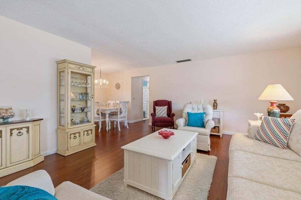 Boynton Beach, FL 33435,135 South BLVD D