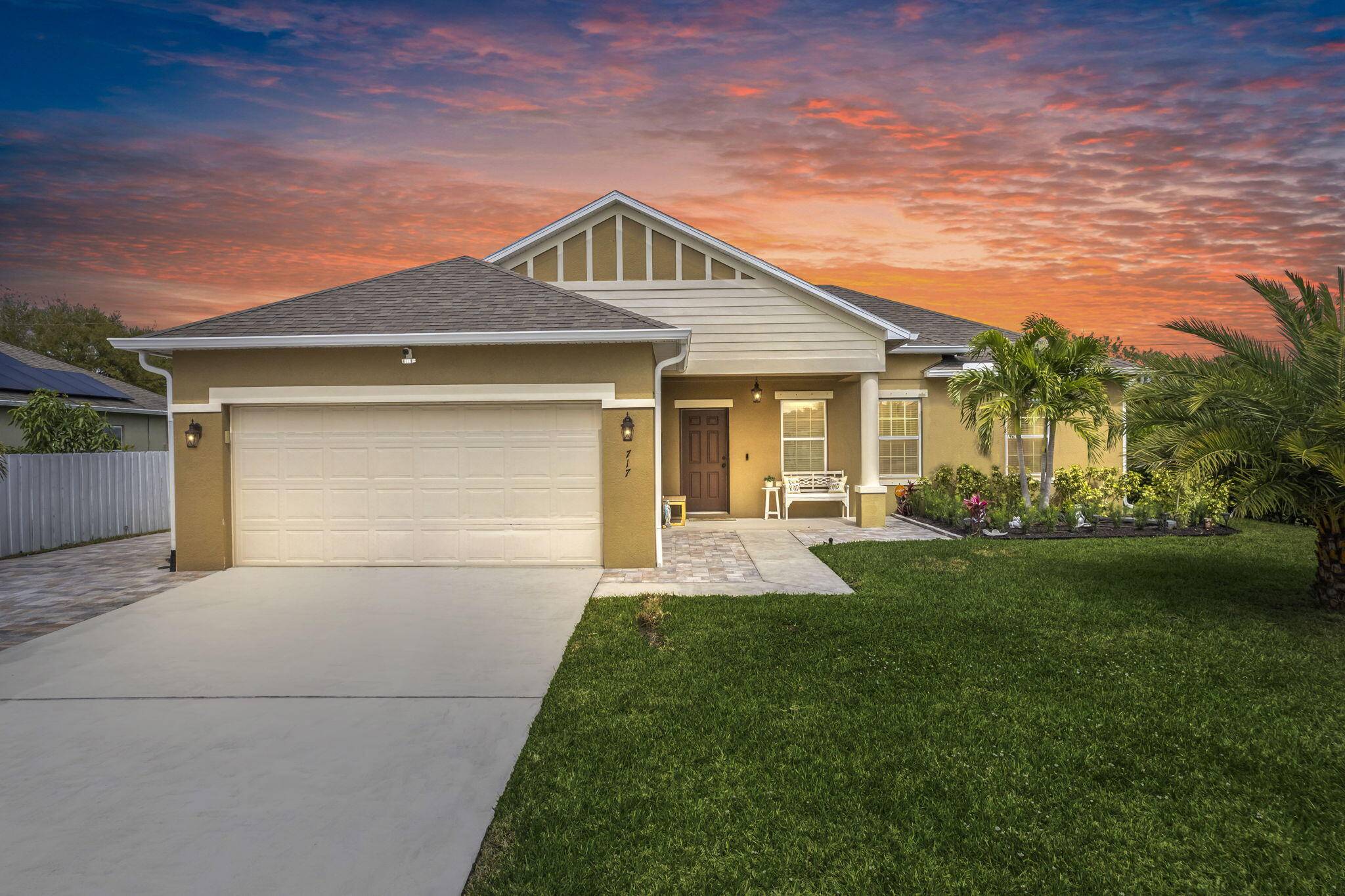 Port Saint Lucie, FL 34953,717 SW Mccomb AVE
