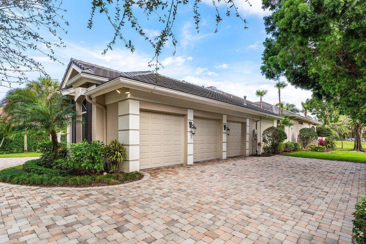 Palm Beach Gardens, FL 33418,7500 Marsh Cove