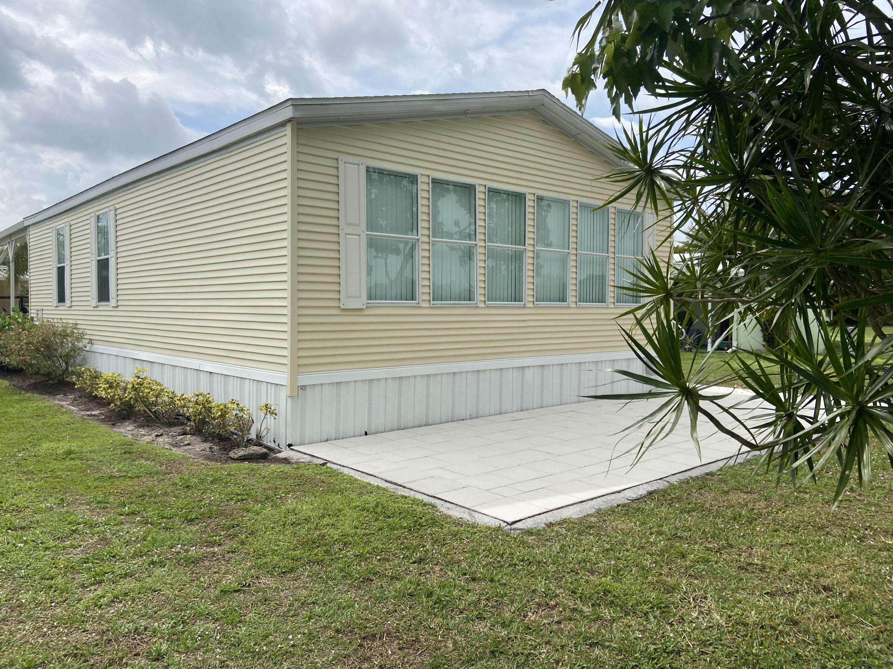 Port Saint Lucie, FL 34952,3 San Pablo Ln