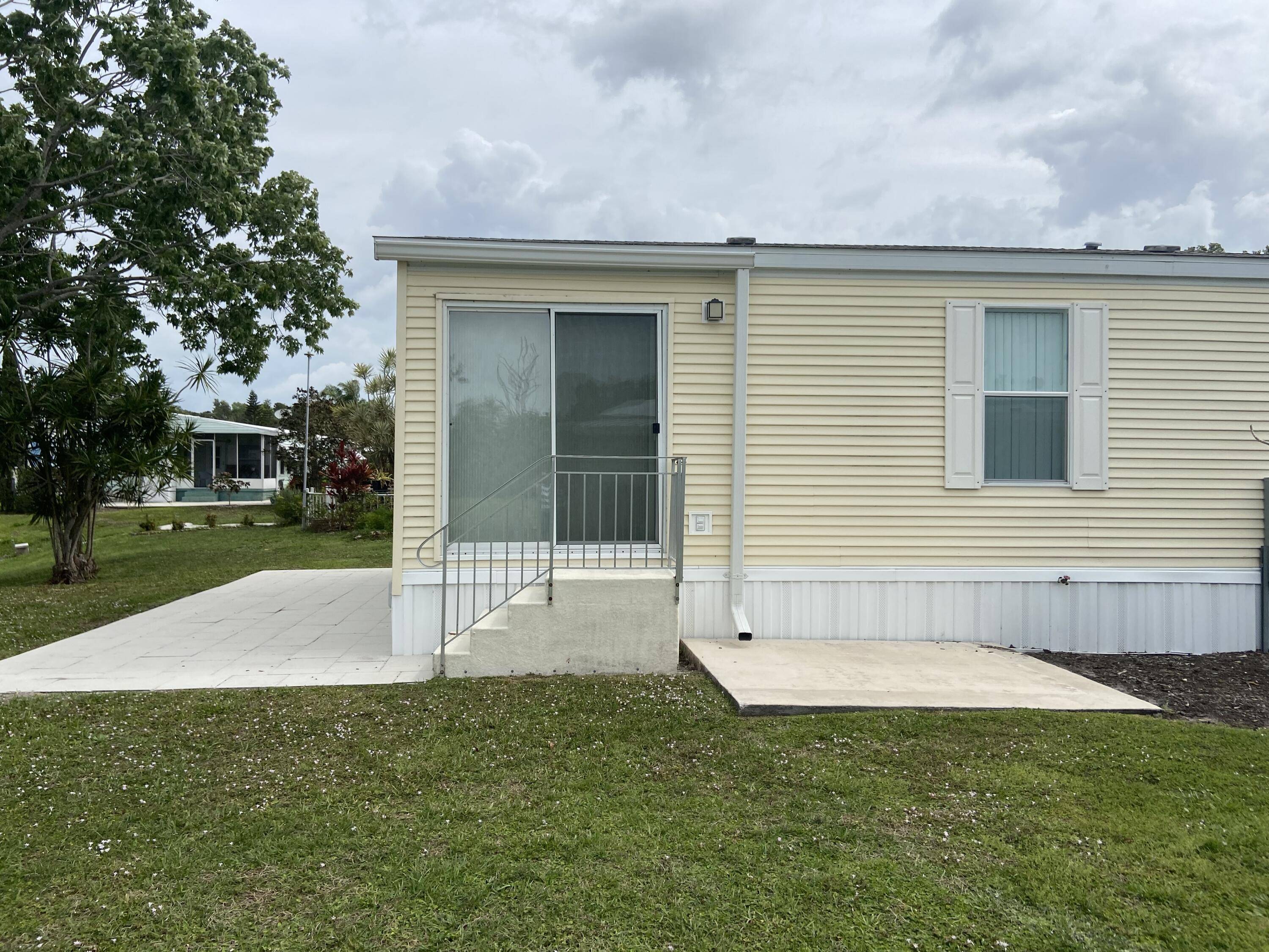 Port Saint Lucie, FL 34952,3 San Pablo Ln