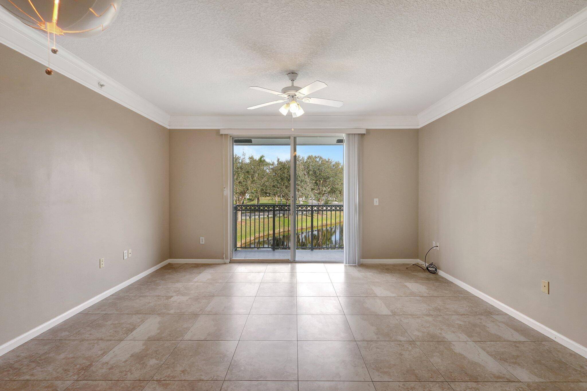 Delray Beach, FL 33444,2038 Alta Meadows LN 1508