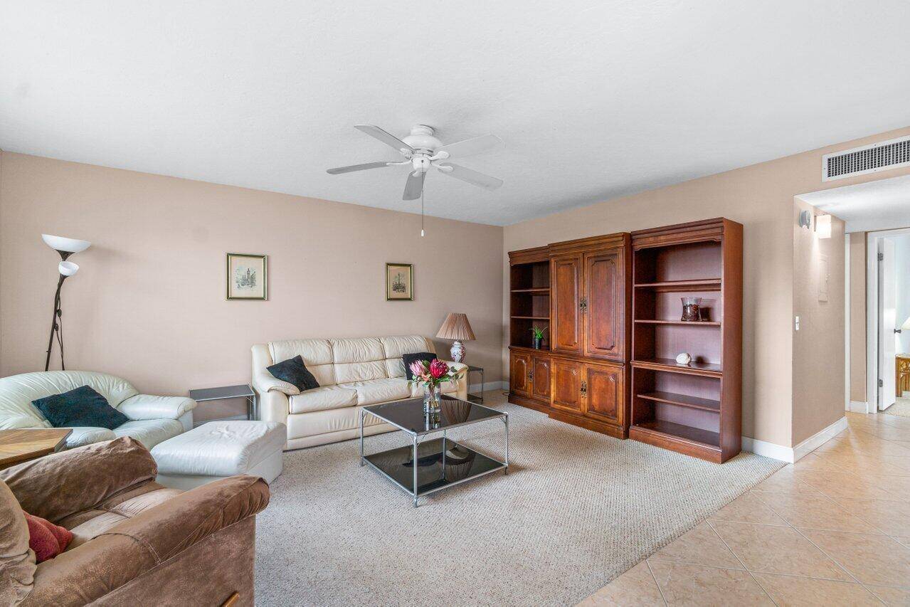 Delray Beach, FL 33484,715 Normandy O LN 715