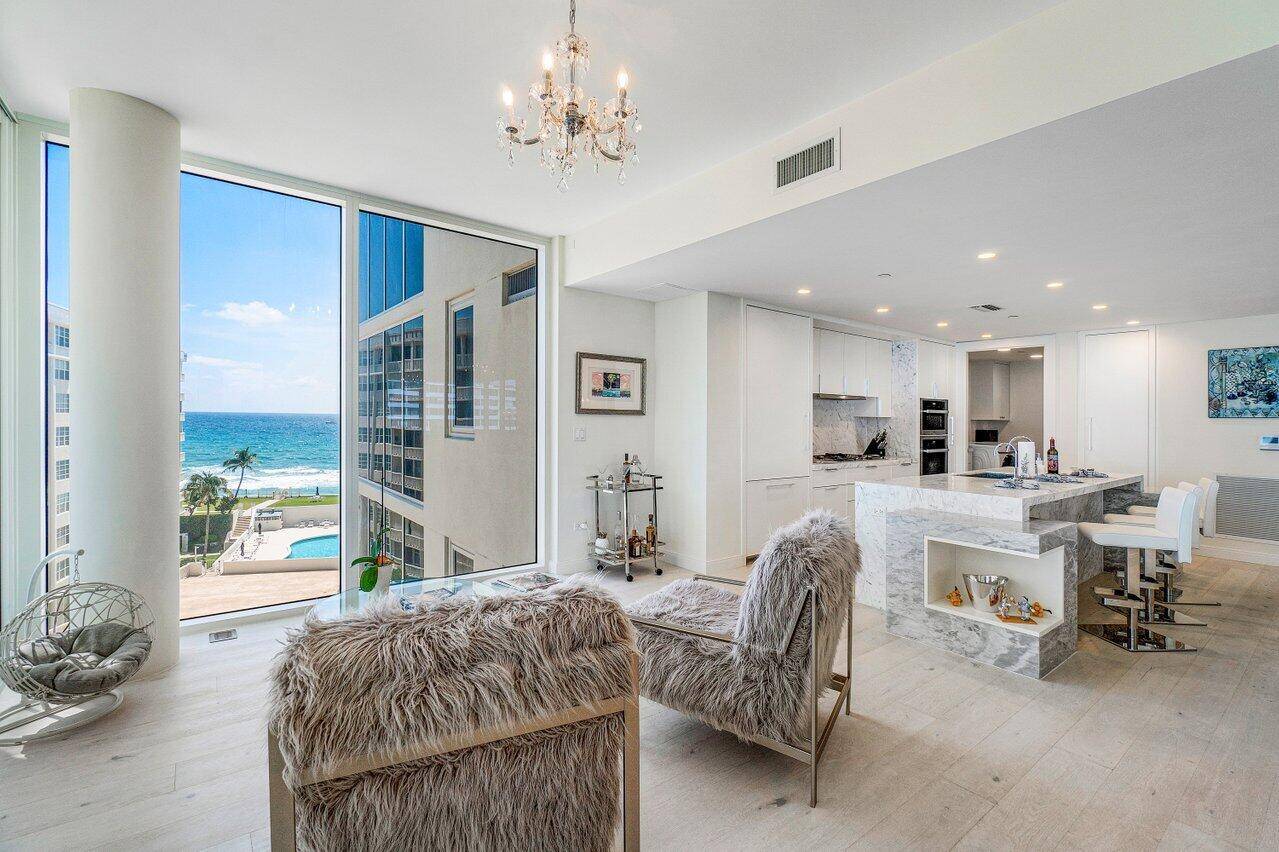 Palm Beach, FL 33480,3550 S Ocean BLVD 5e