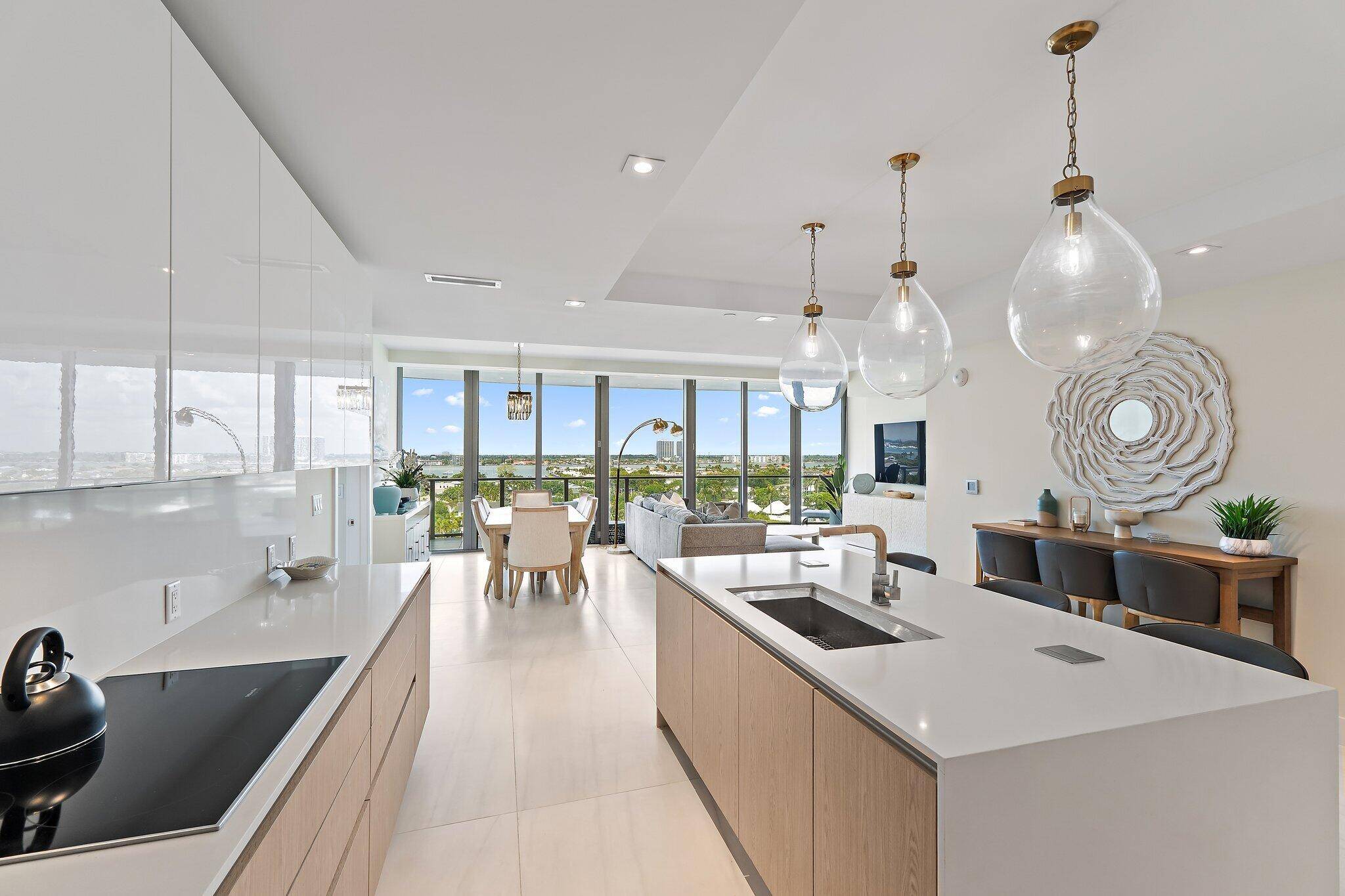 Singer Island, FL 33404,3100 N Ocean 906