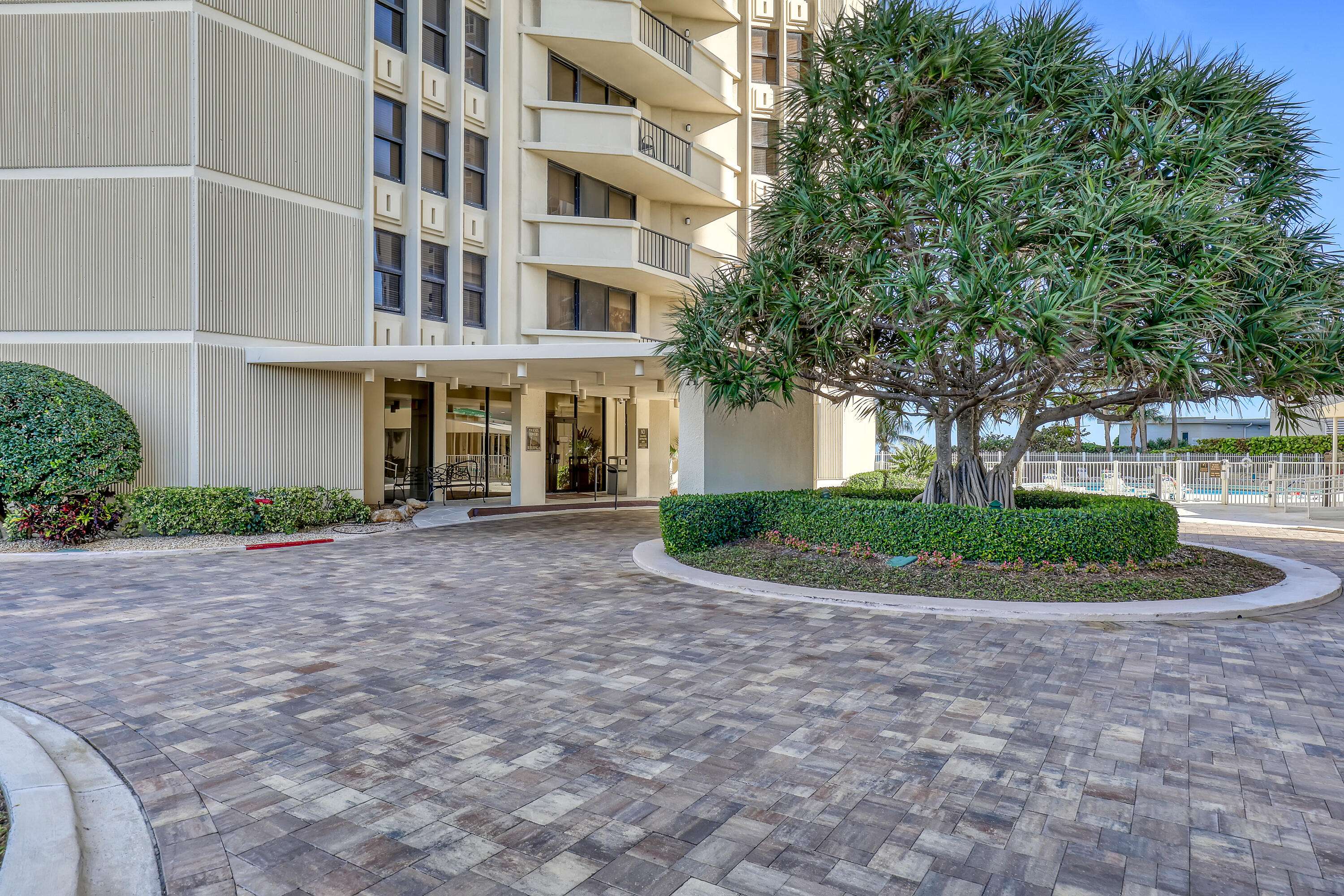 Singer Island, FL 33404,2800 N Ocean DR A-22a